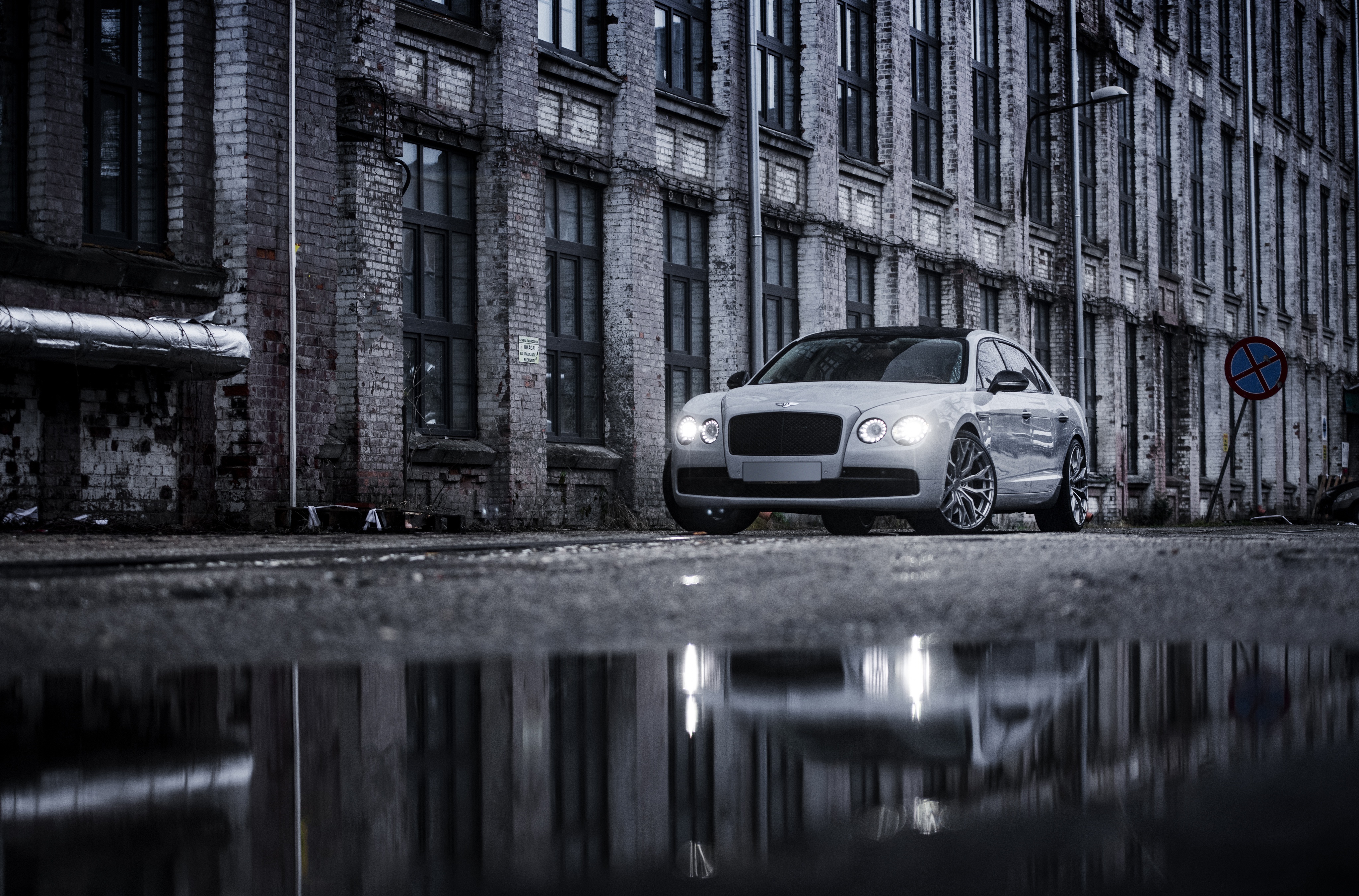 Bentley Flying Spur HD Wallpaper