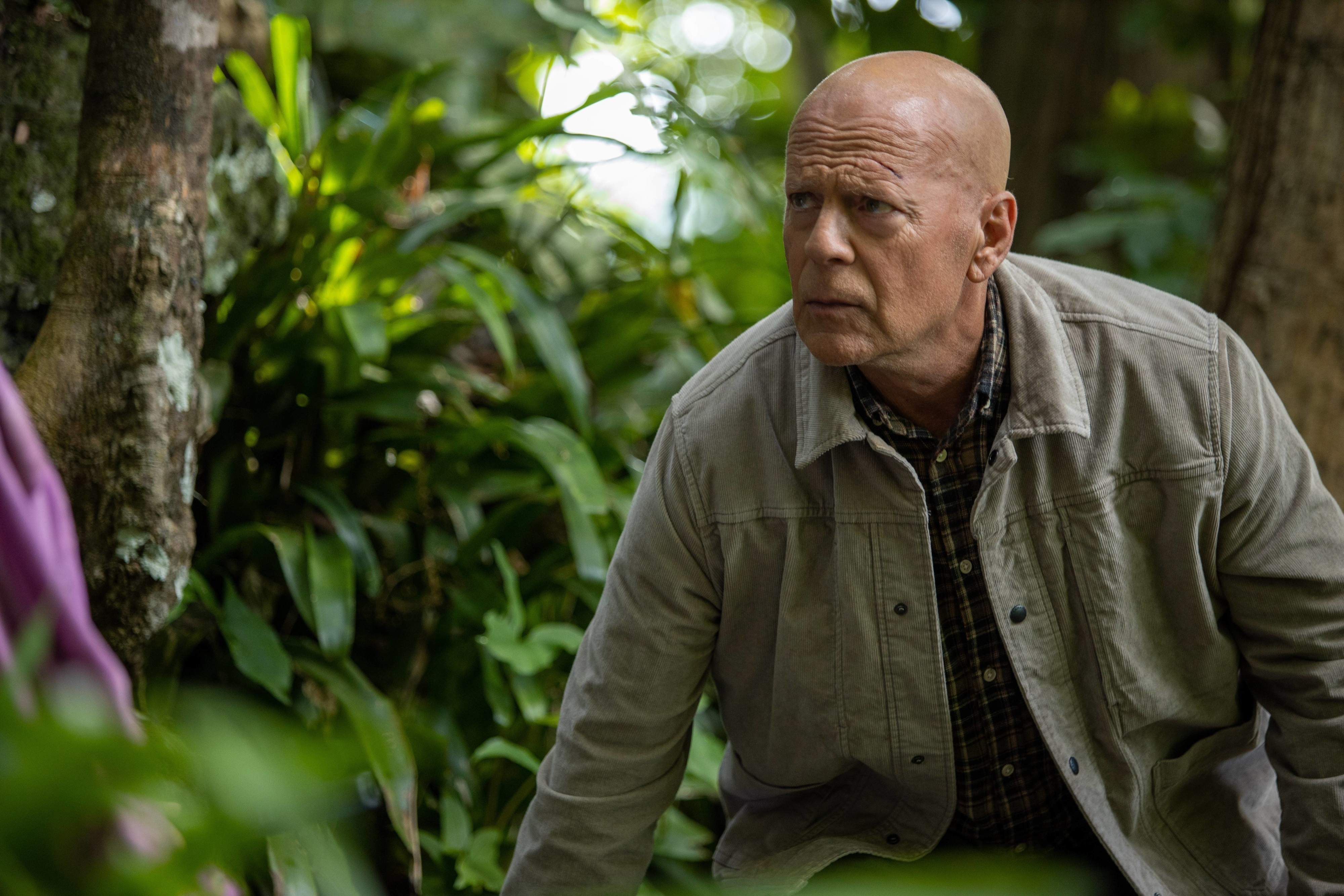 Bruce Willis in Out of Death 4K HD Wallpaper