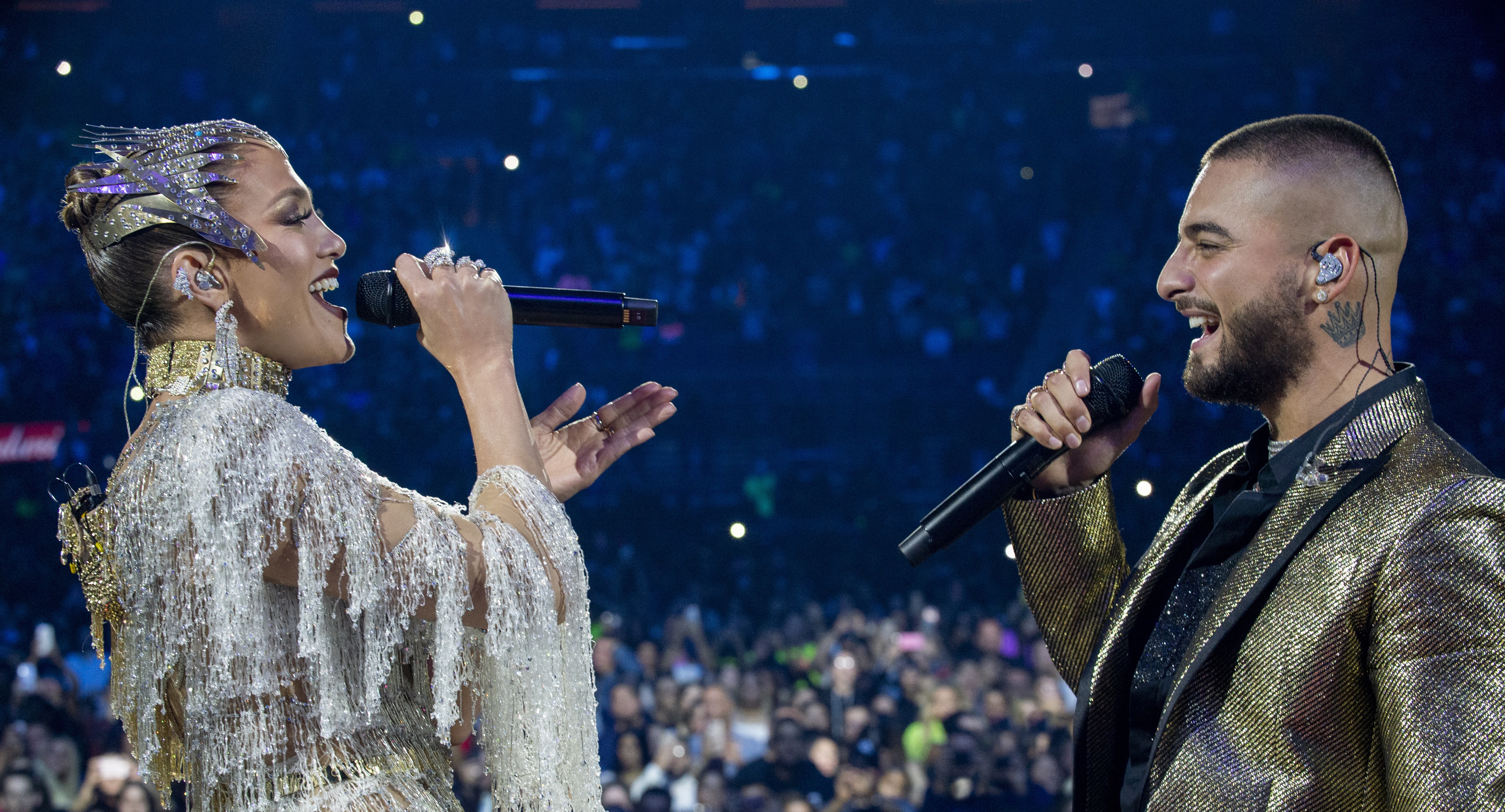 Jennifer Lopez and Maluma performing Marry Me 4K HD Wallpaper