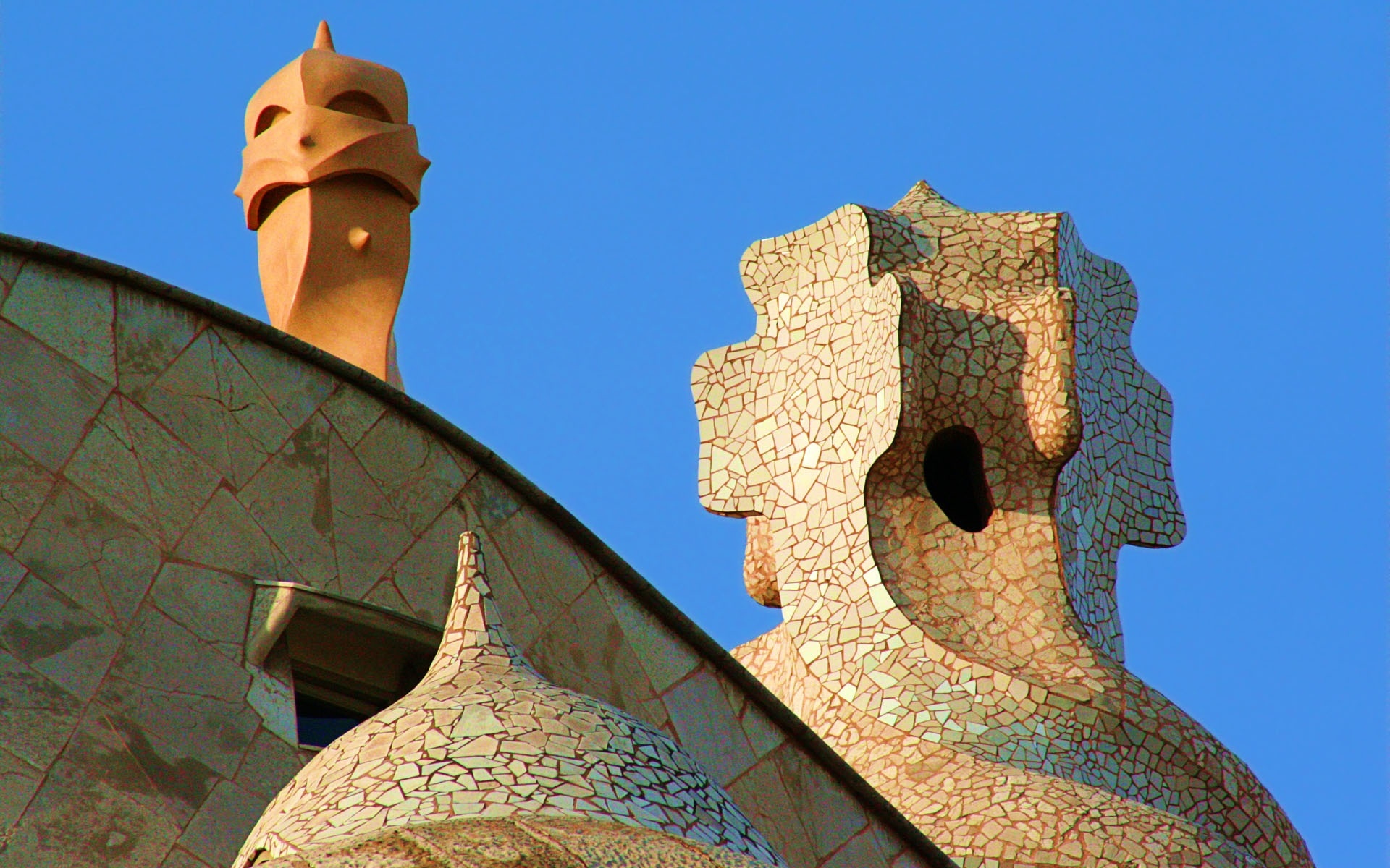 Casa Batlló chimneys and roof detail, Barcelona, Spain HD Wallpaper