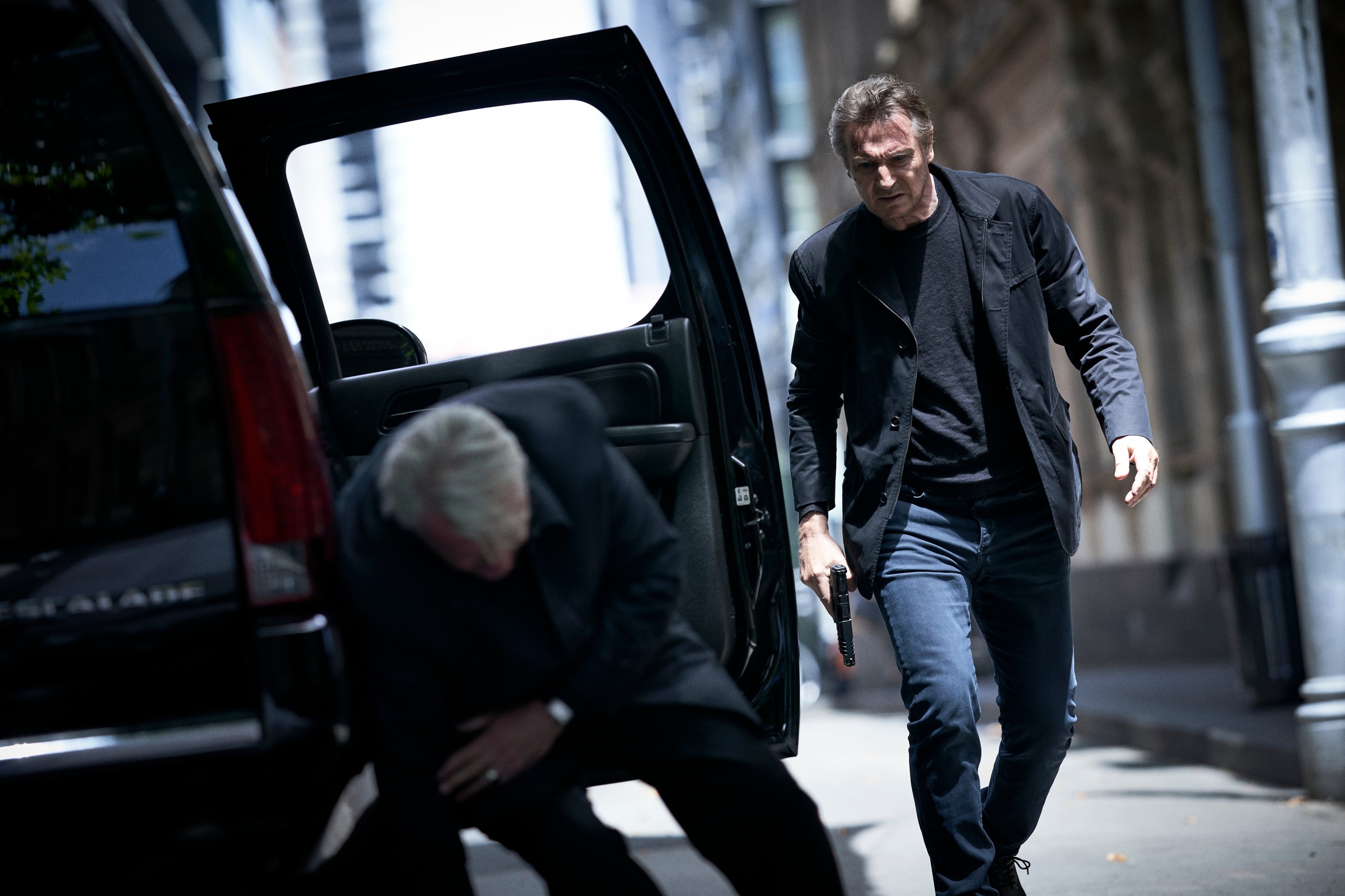 Liam Neeson in Blacklight 4K HD Wallpaper