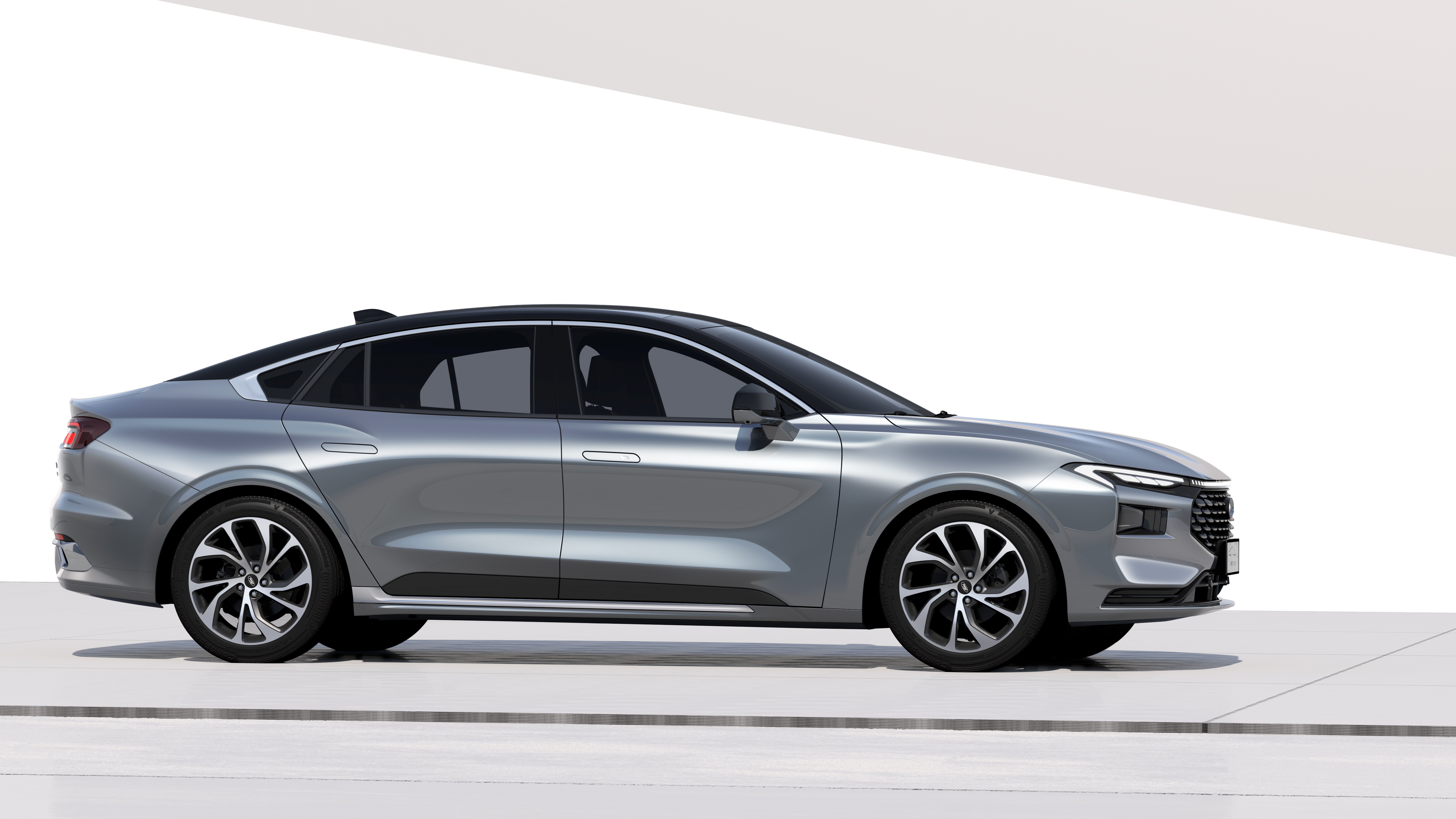 Silver Ford Mondeo 4K HD Wallpaper
