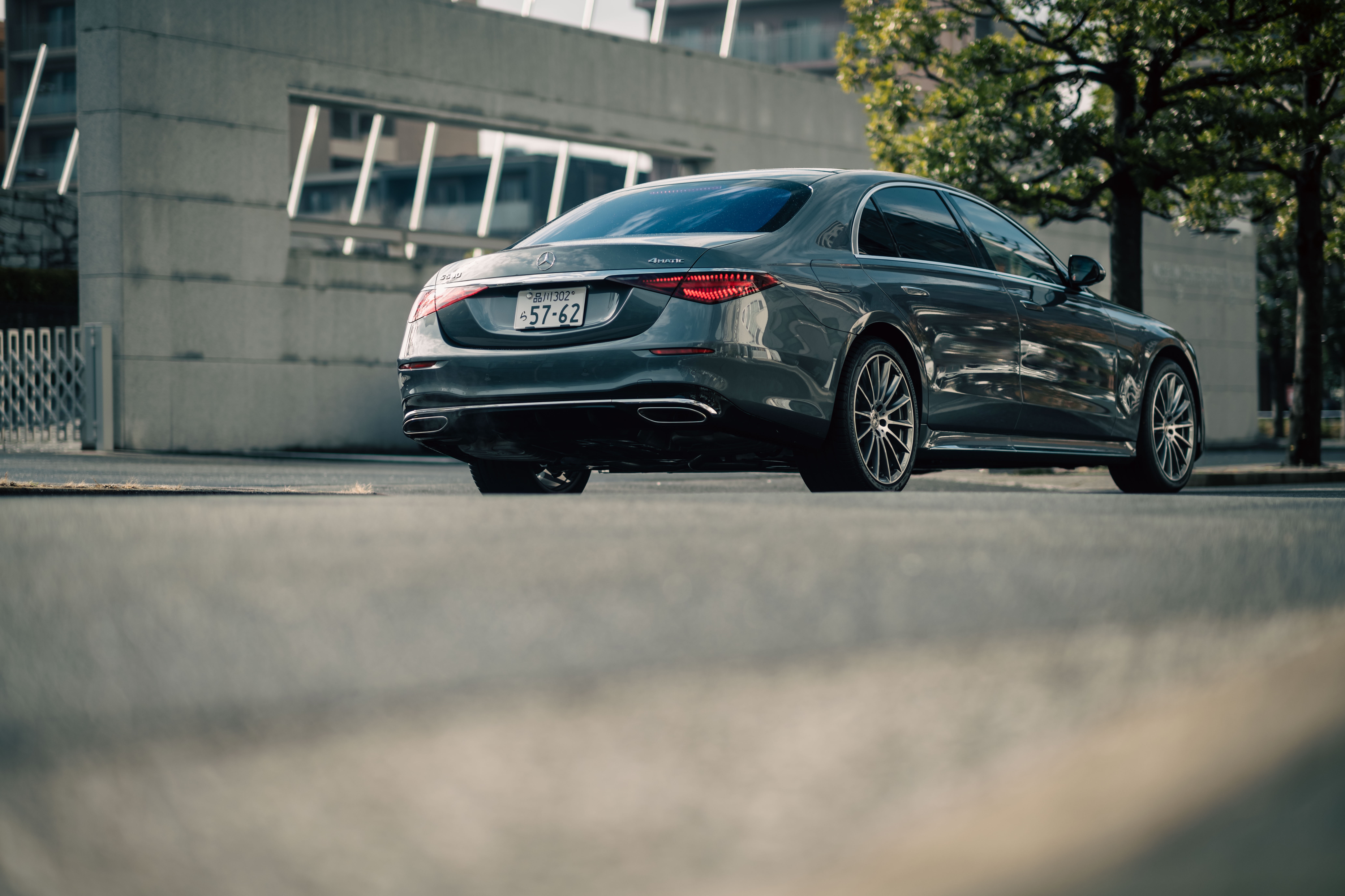 Mercedes-Benz S-Class S 580 rear view HD Wallpaper