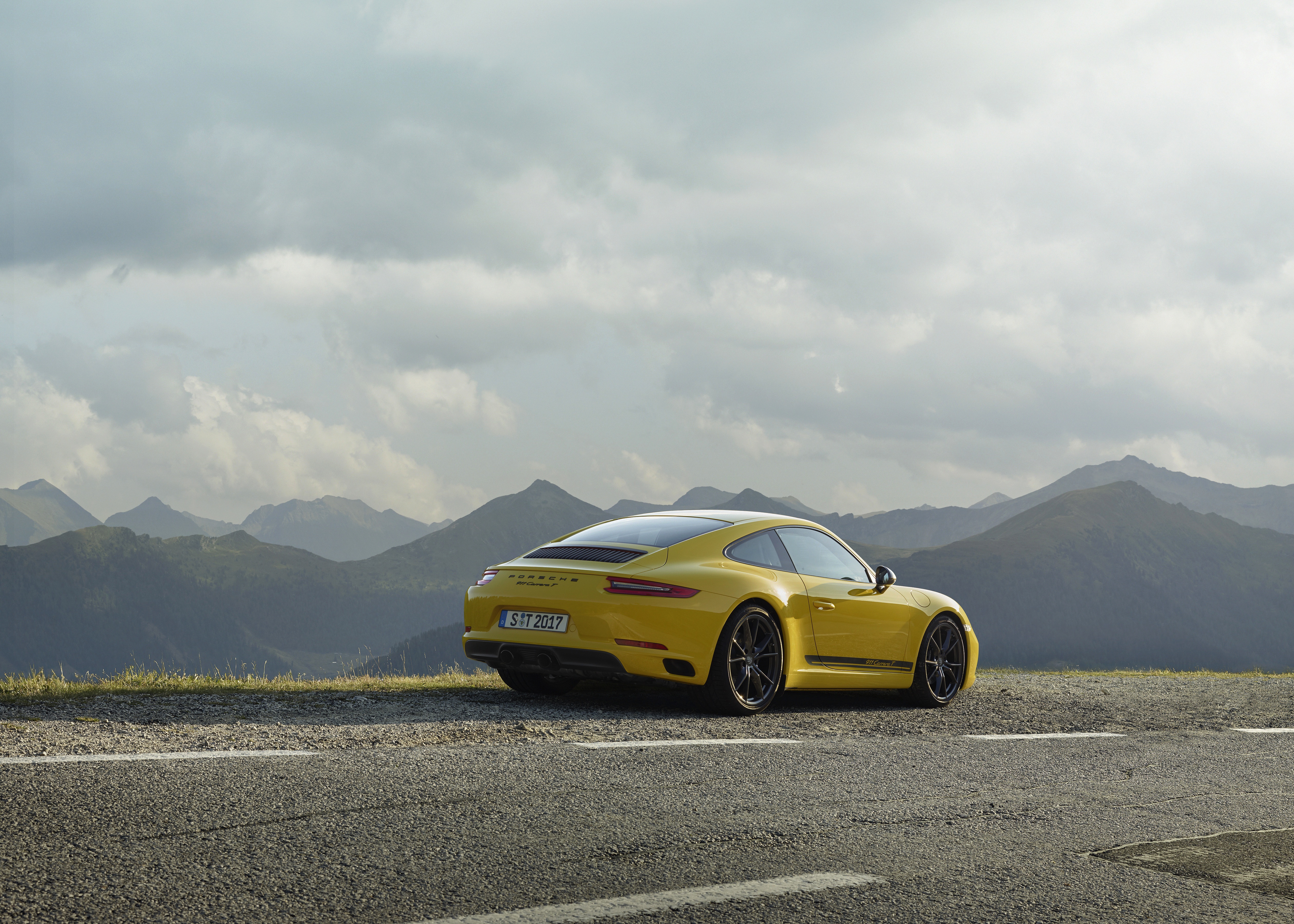 Yellow Porsche 911 Carrera T 4K HD Wallpaper