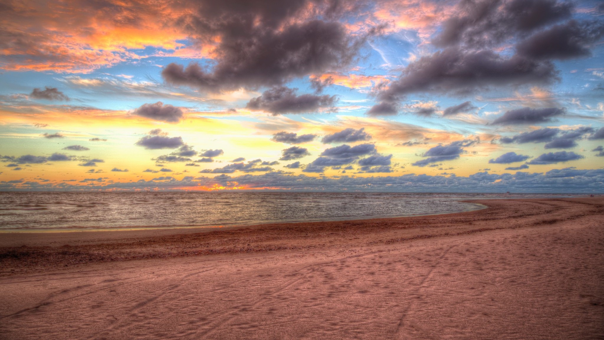 Beach and Ocean at Sunset with Colorful Clouds HD Wallpaper