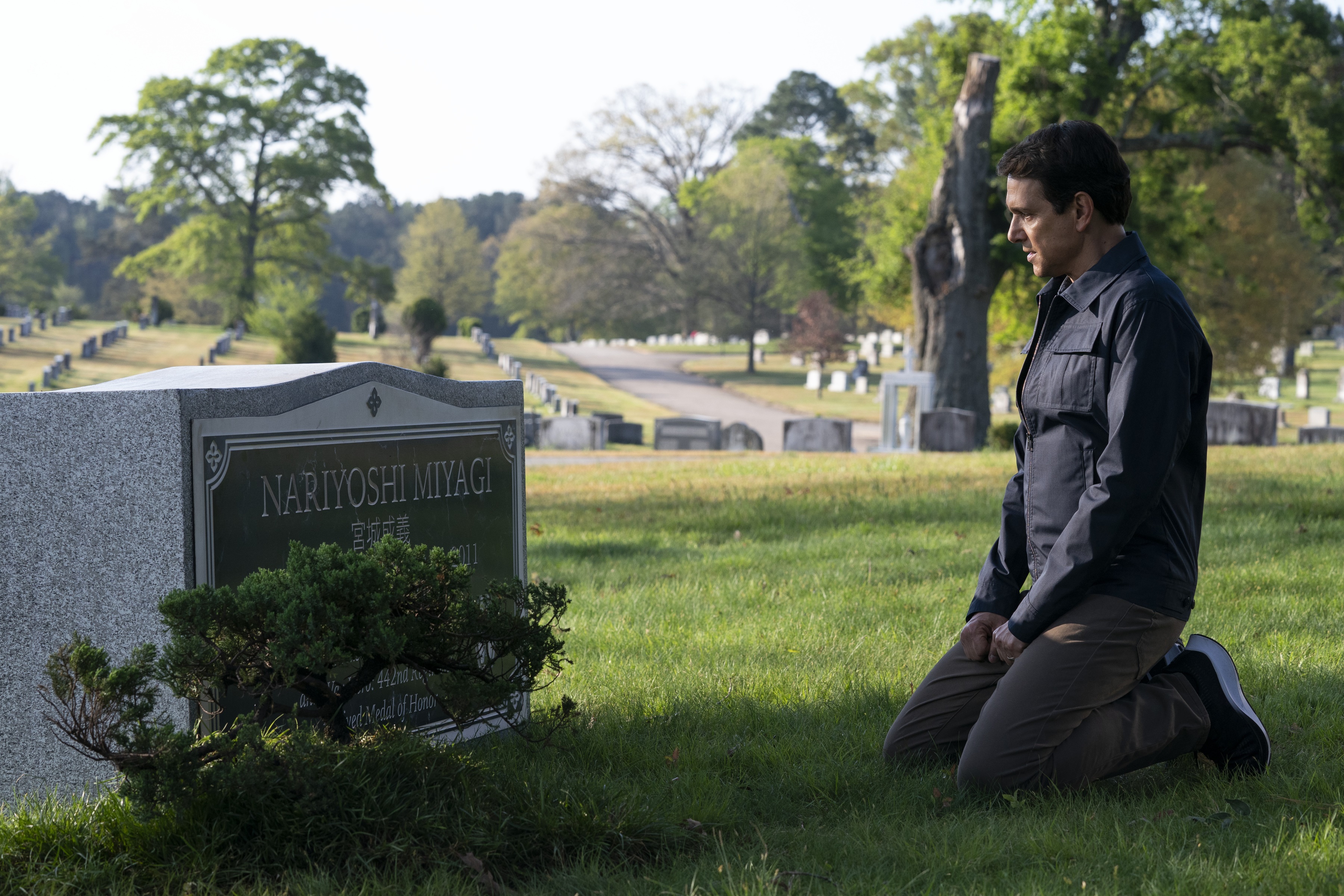 Daniel LaRusso at Nariyoshi Miyagi's Grave in Cobra Kai HD Wallpaper