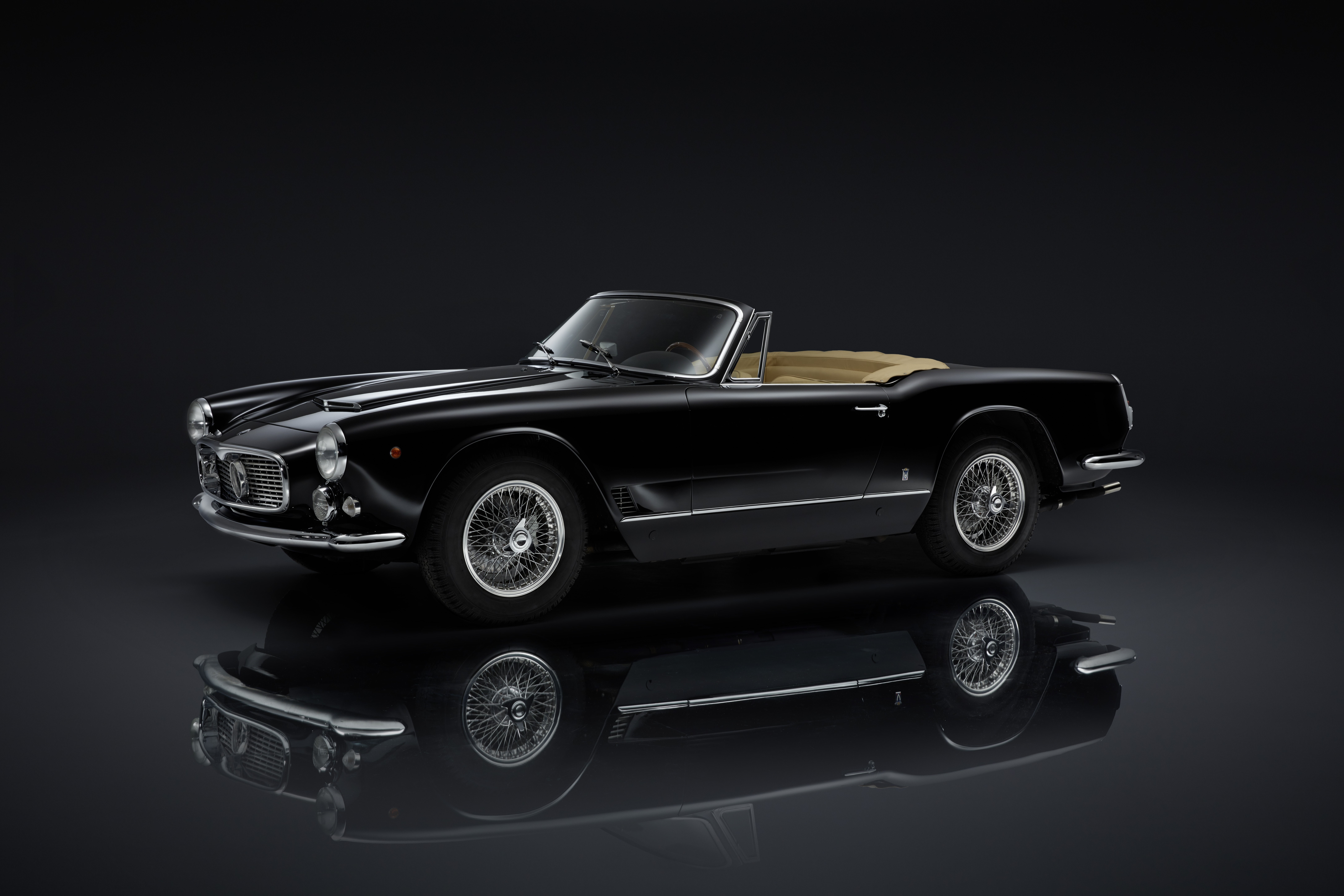 Black Maserati 3500 GTi Spyder Convertible HD Wallpaper
