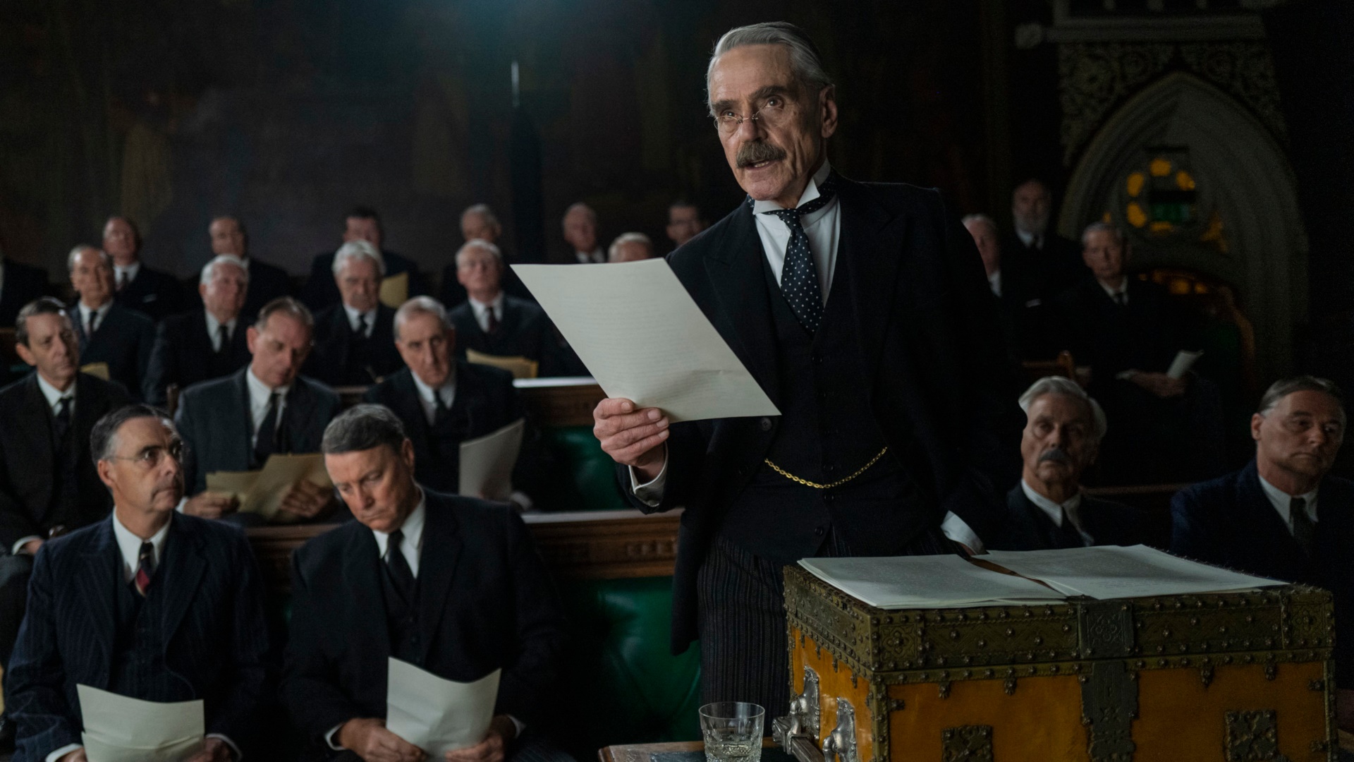 Jeremy Irons in Munich: The Edge Of War HD Wallpaper