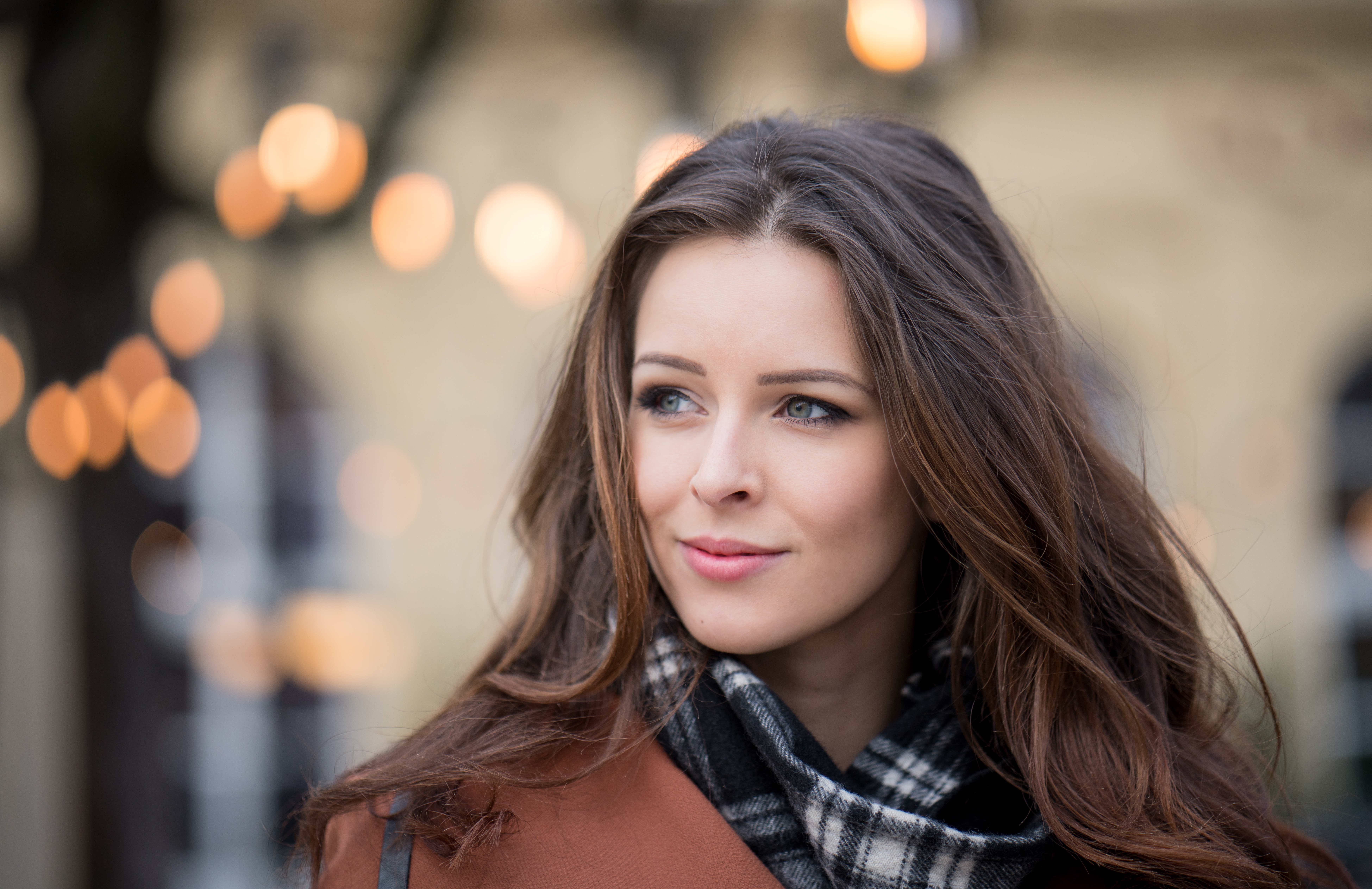 Brunette woman with brown coat and scarf HD Wallpaper