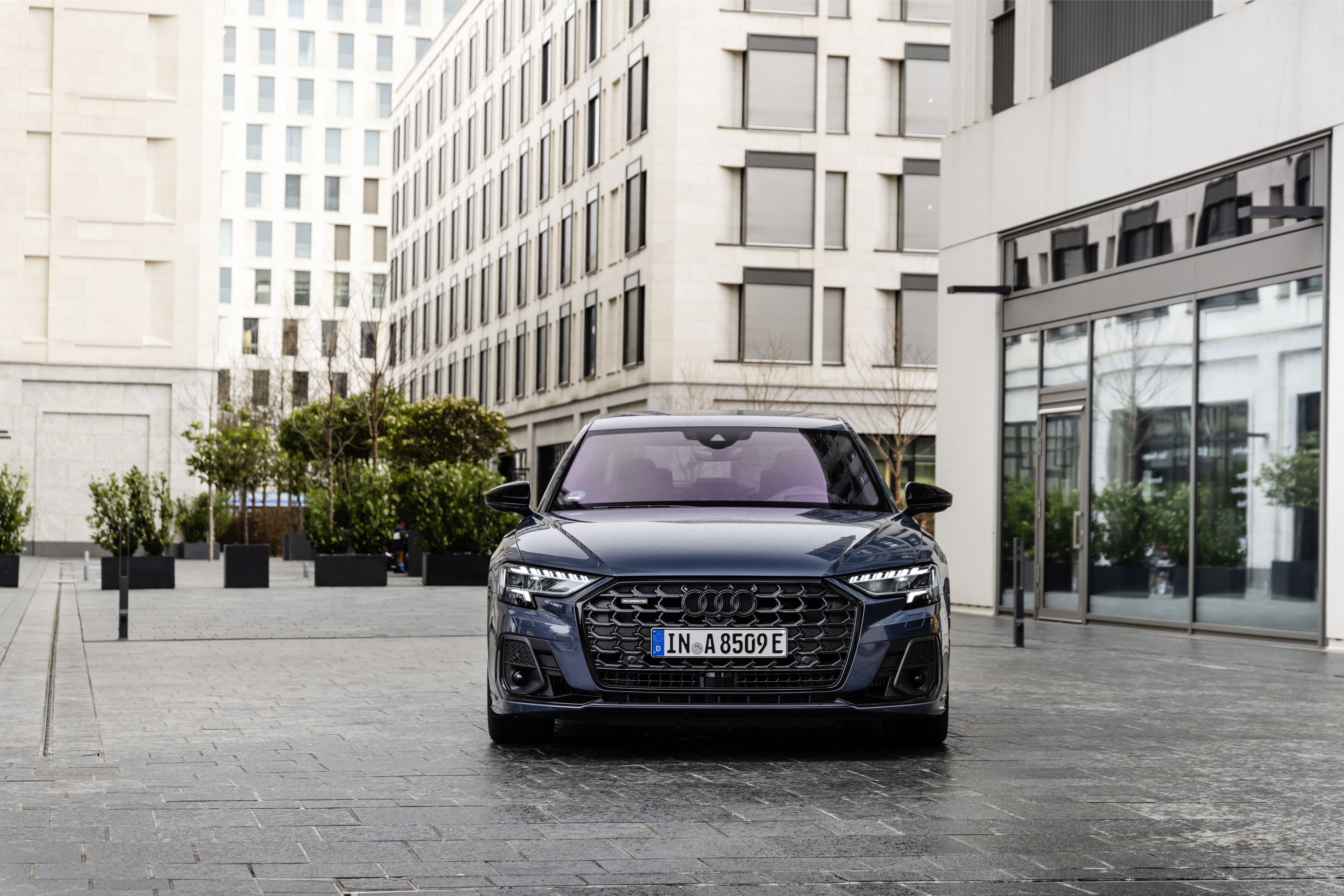 Audi A8 L 60 TFSI e quattro S line HD Wallpaper
