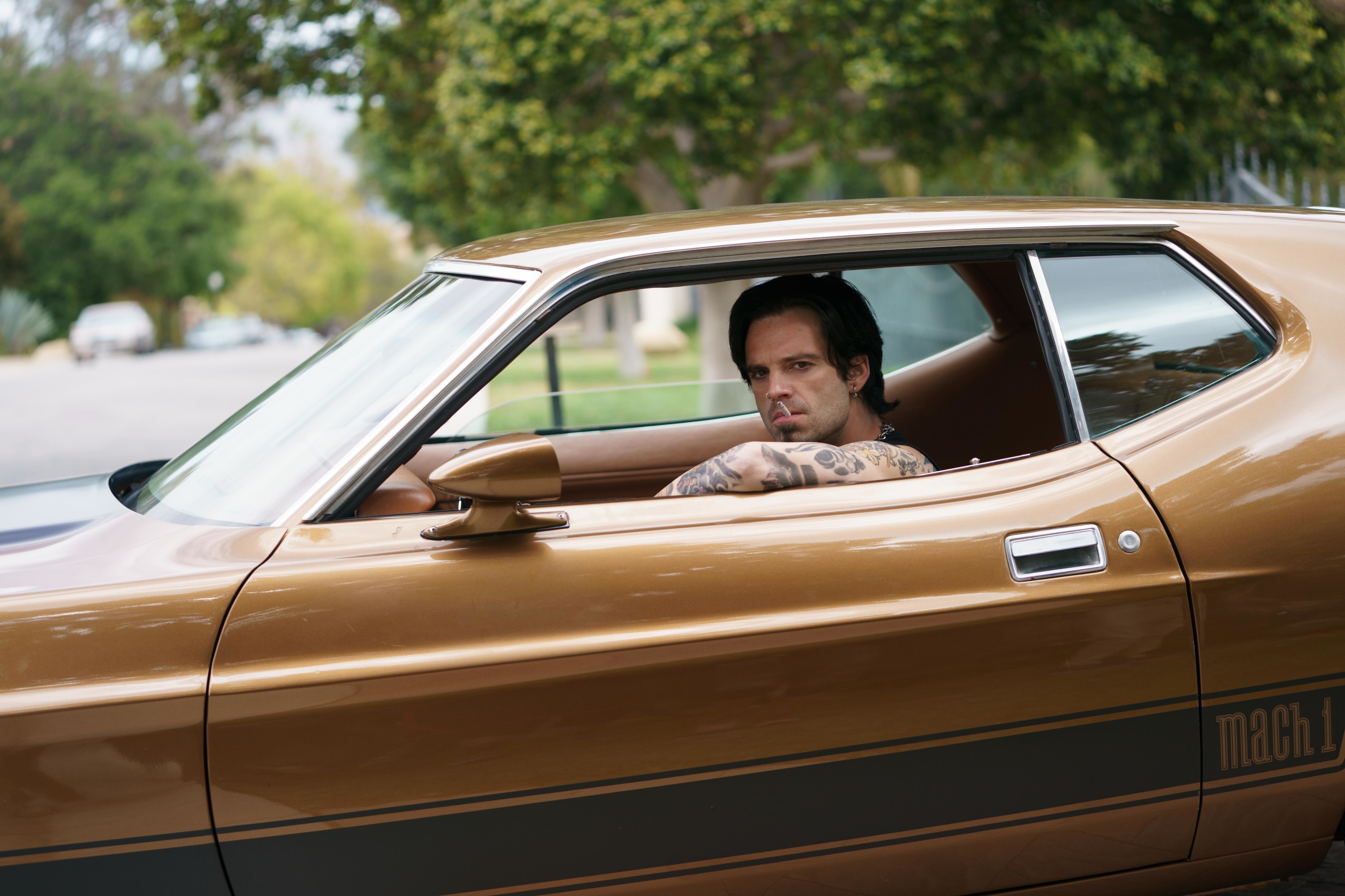 Sebastian Stan as Tommy Lee in Pam & Tommy HD Wallpaper