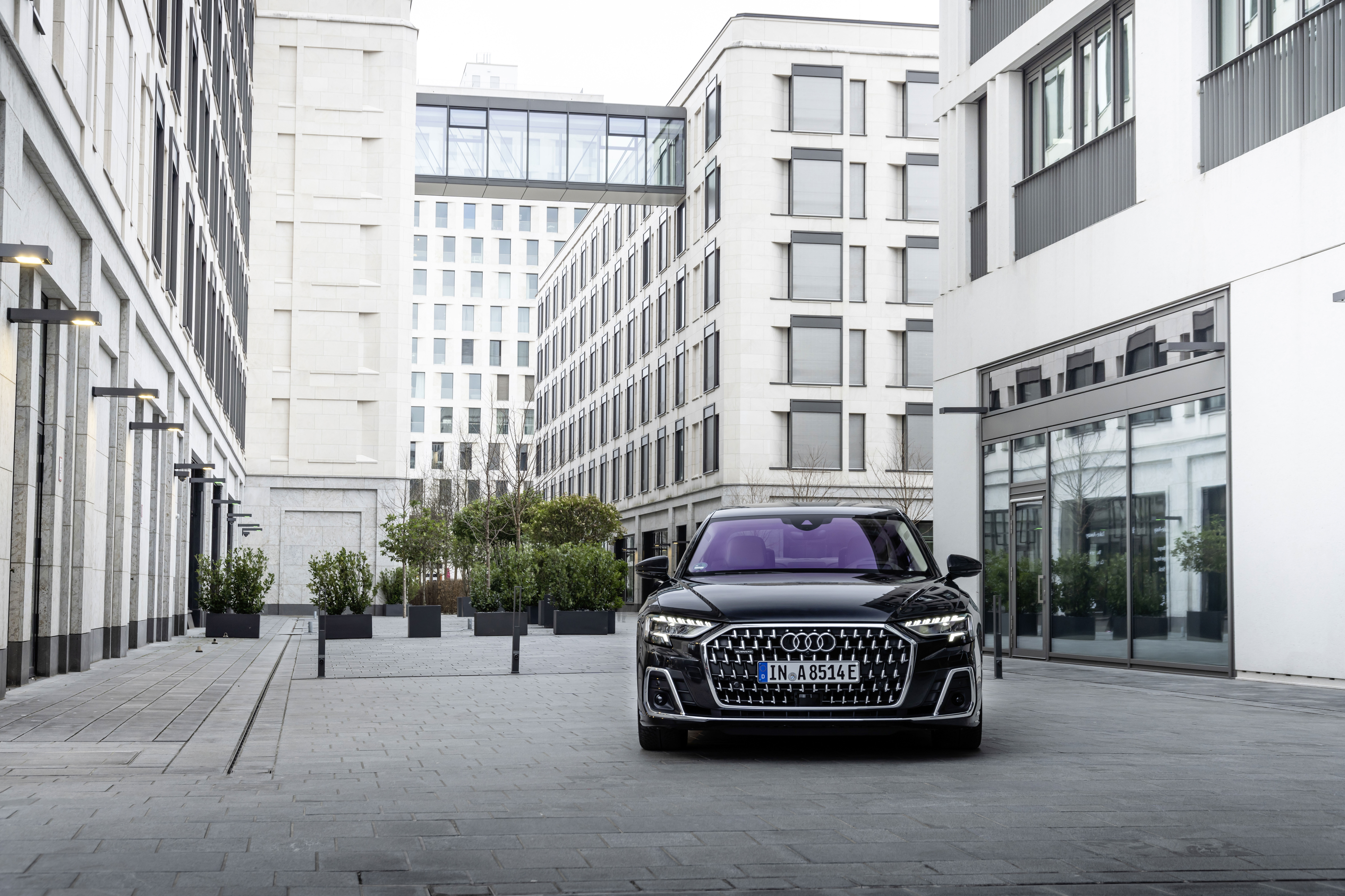 Audi A8 L 60 TFSI e quattro S line HD Wallpaper