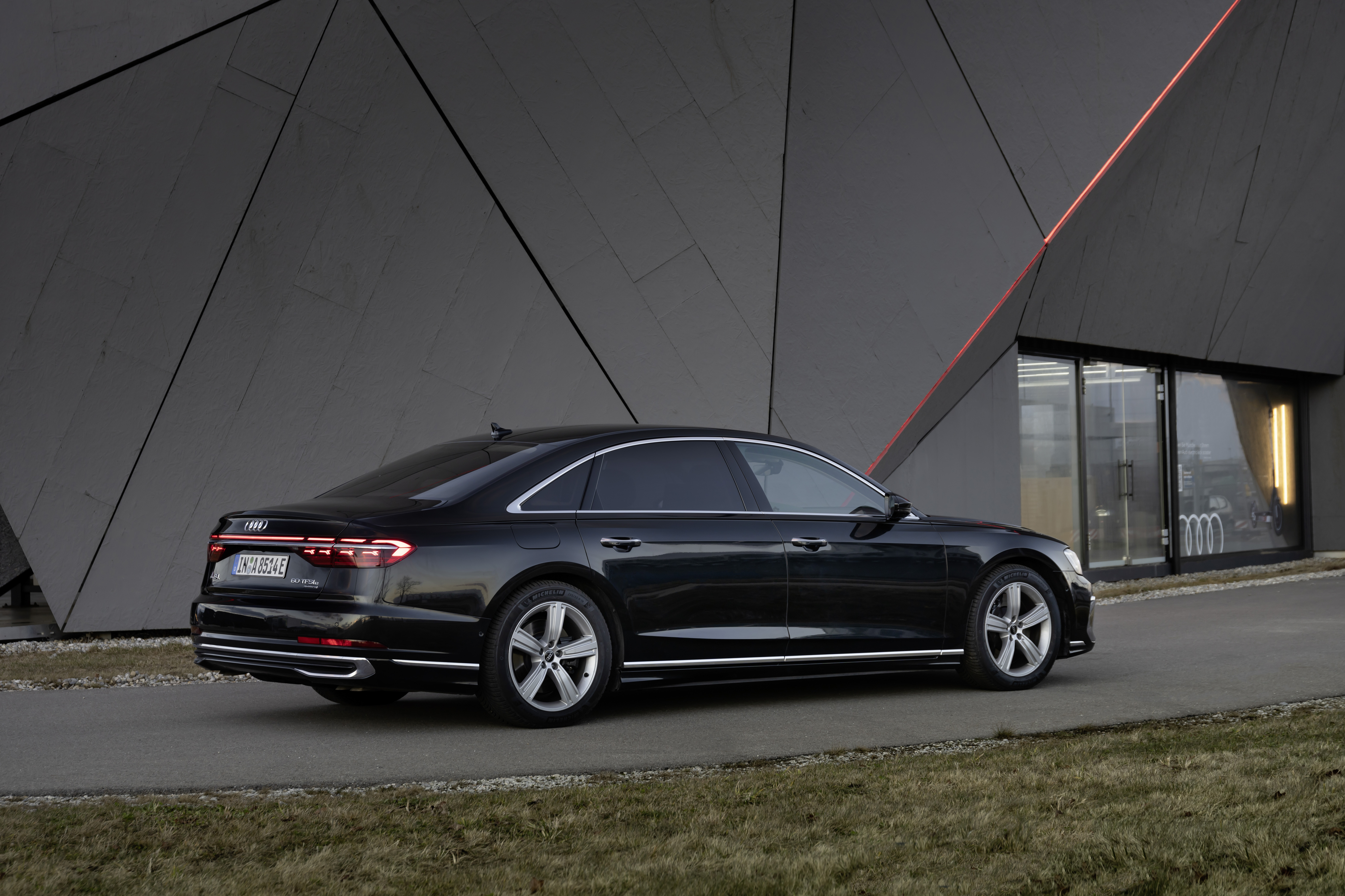 Black Audi A8 L 60 TFSI e quattro S line HD Wallpaper