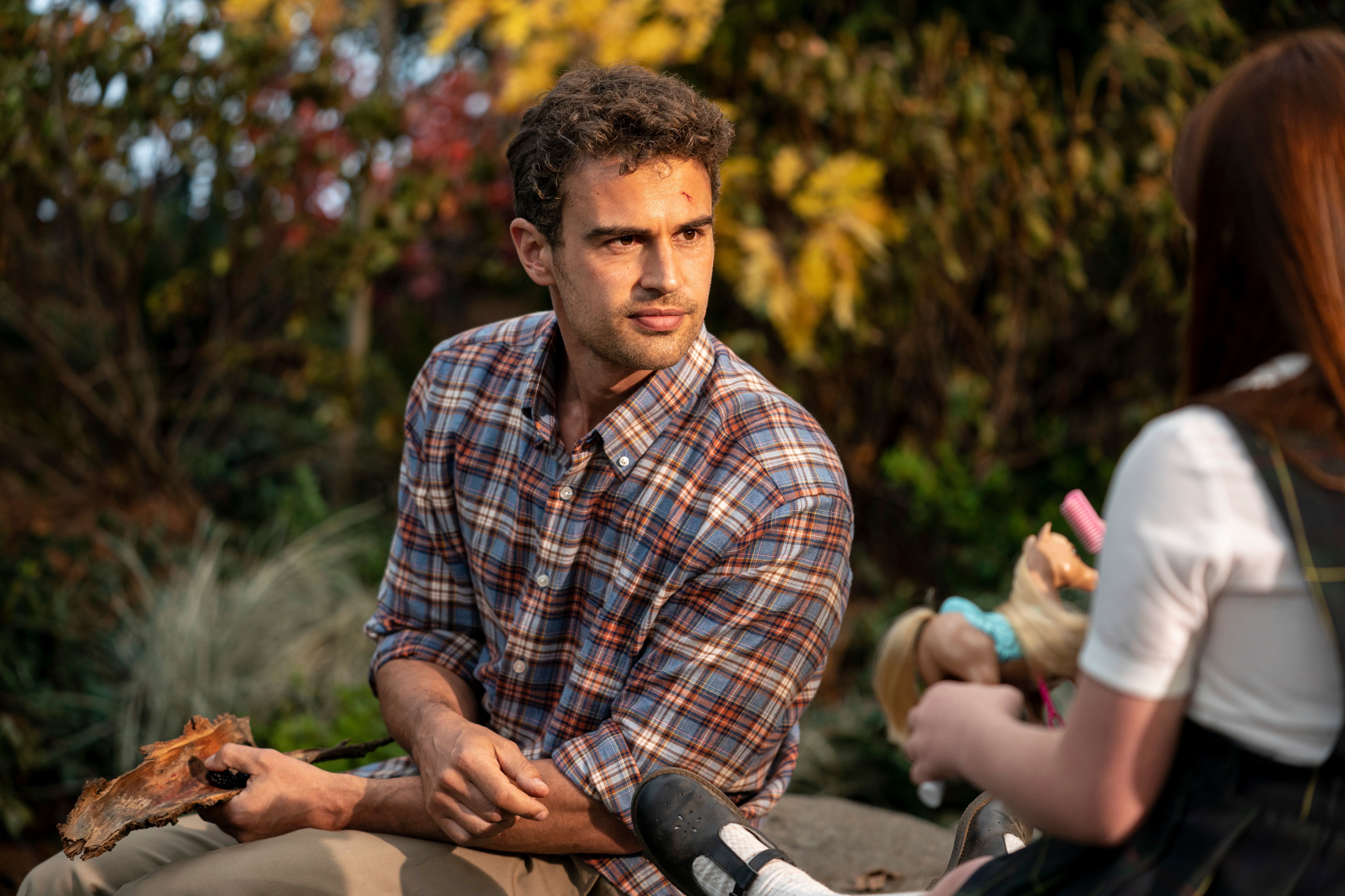 Theo James from The Time Travelers Wife 4K HD Wallpaper