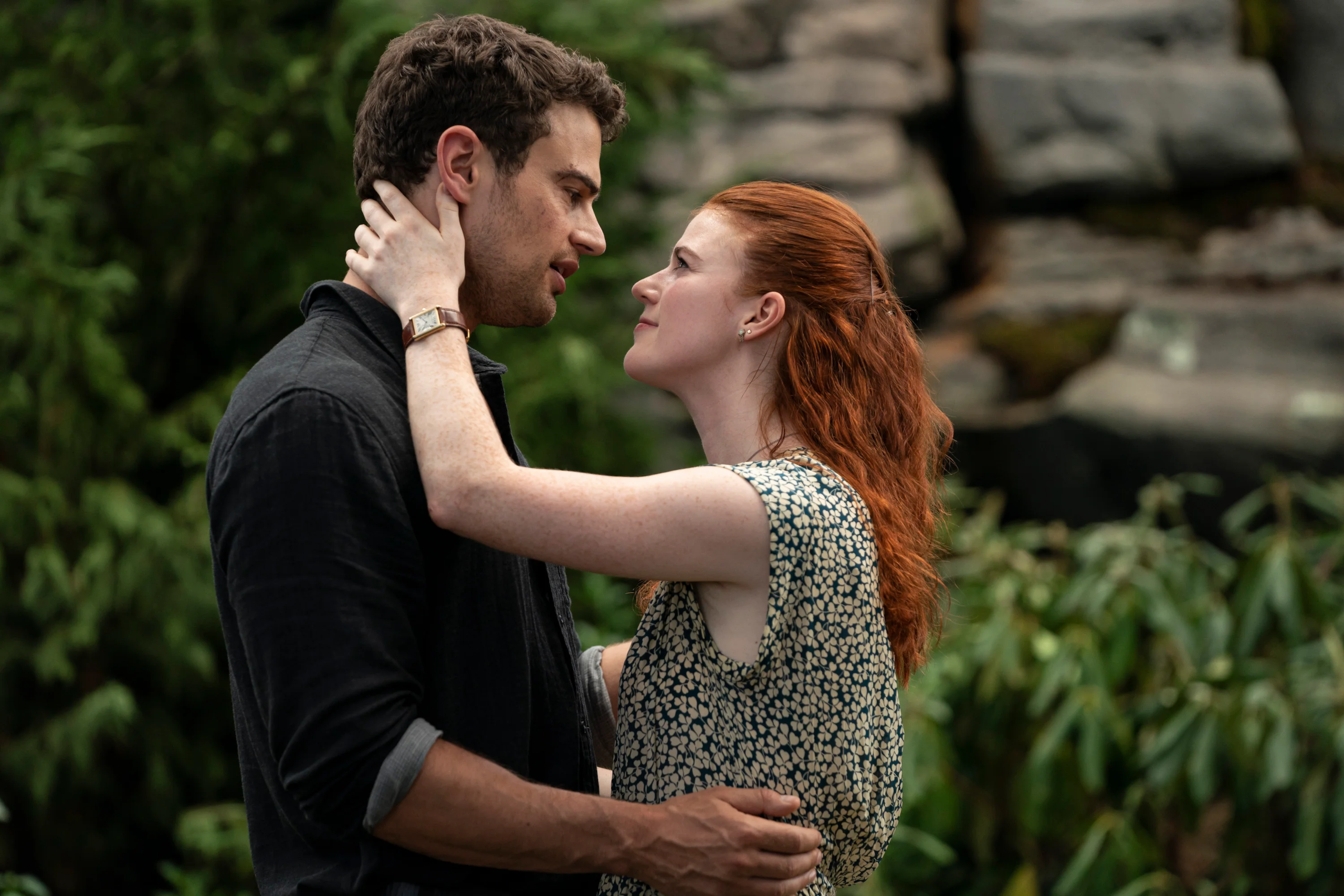 The Time Traveler's Wife Rose Leslie and Theo James HD Wallpaper