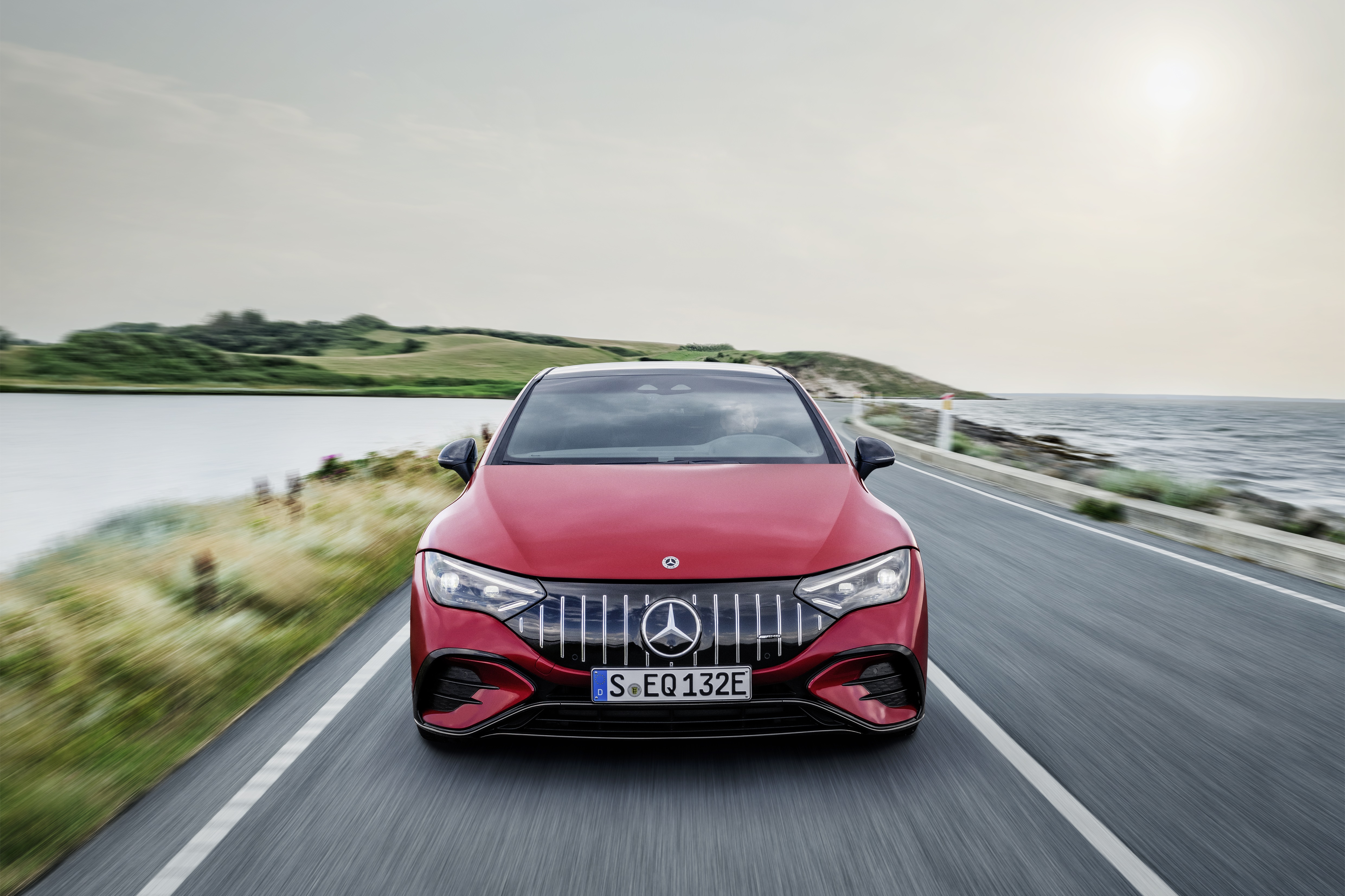 Mercedes-AMG EQE 43 HD Wallpaper