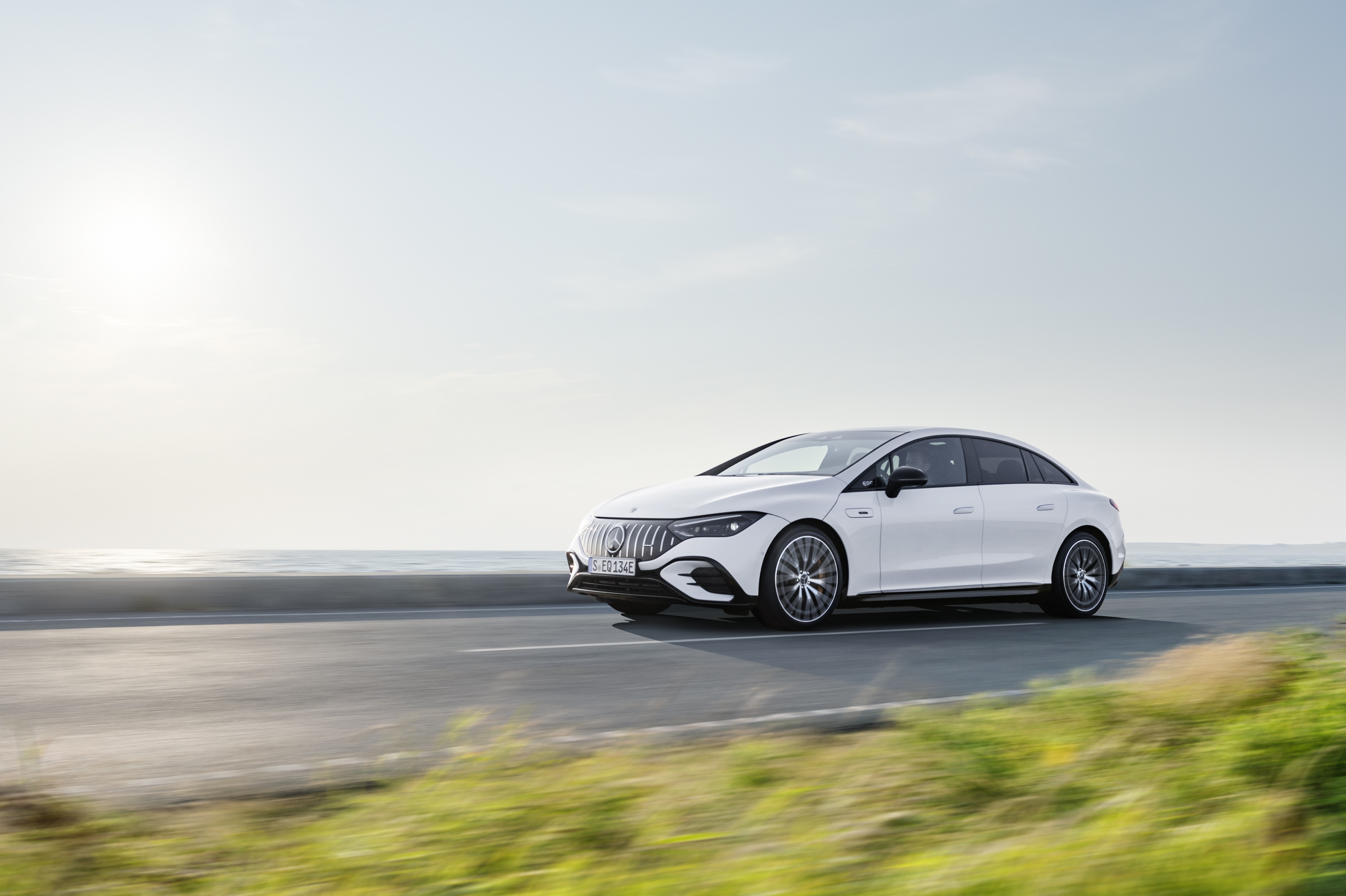 Mercedes-AMG EQE 43 HD Wallpaper