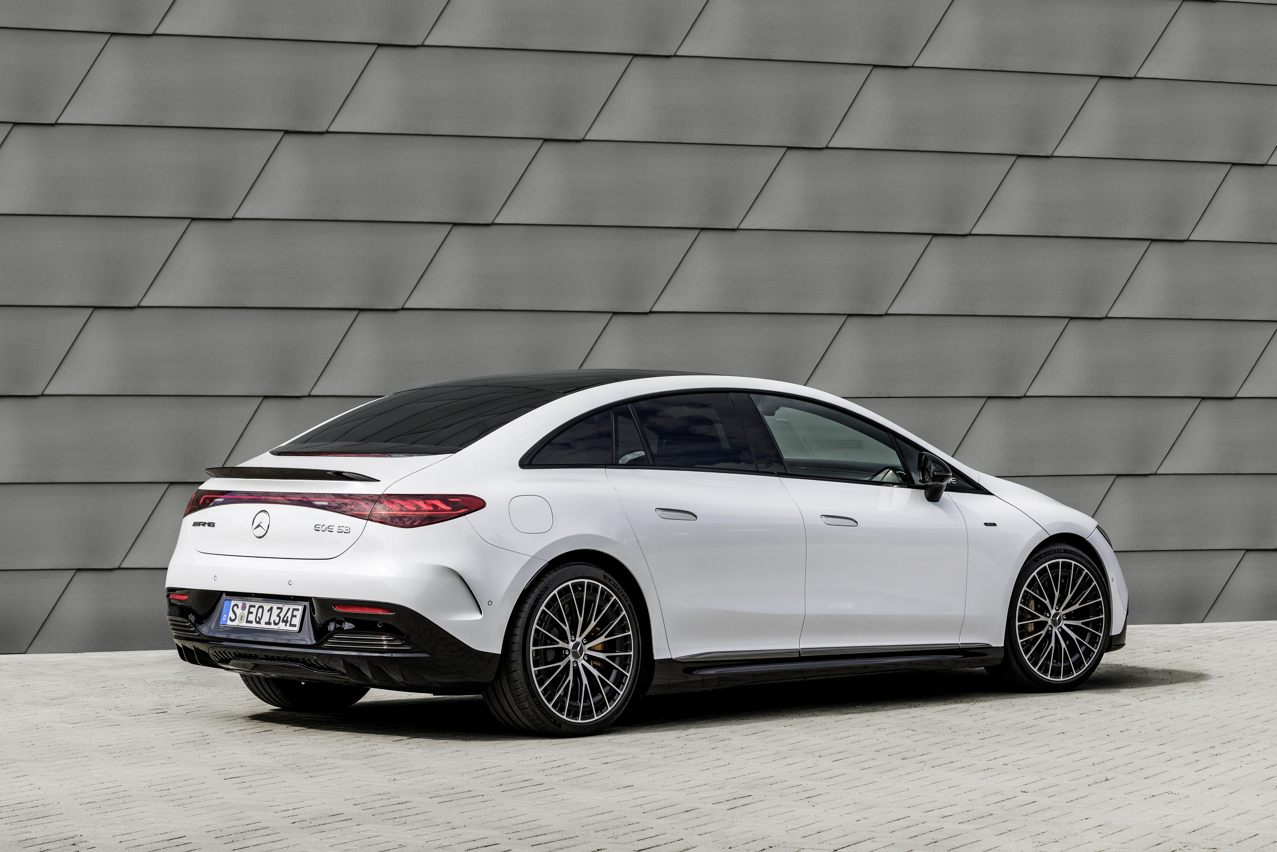 Mercedes-AMG EQE 43 HD Wallpaper