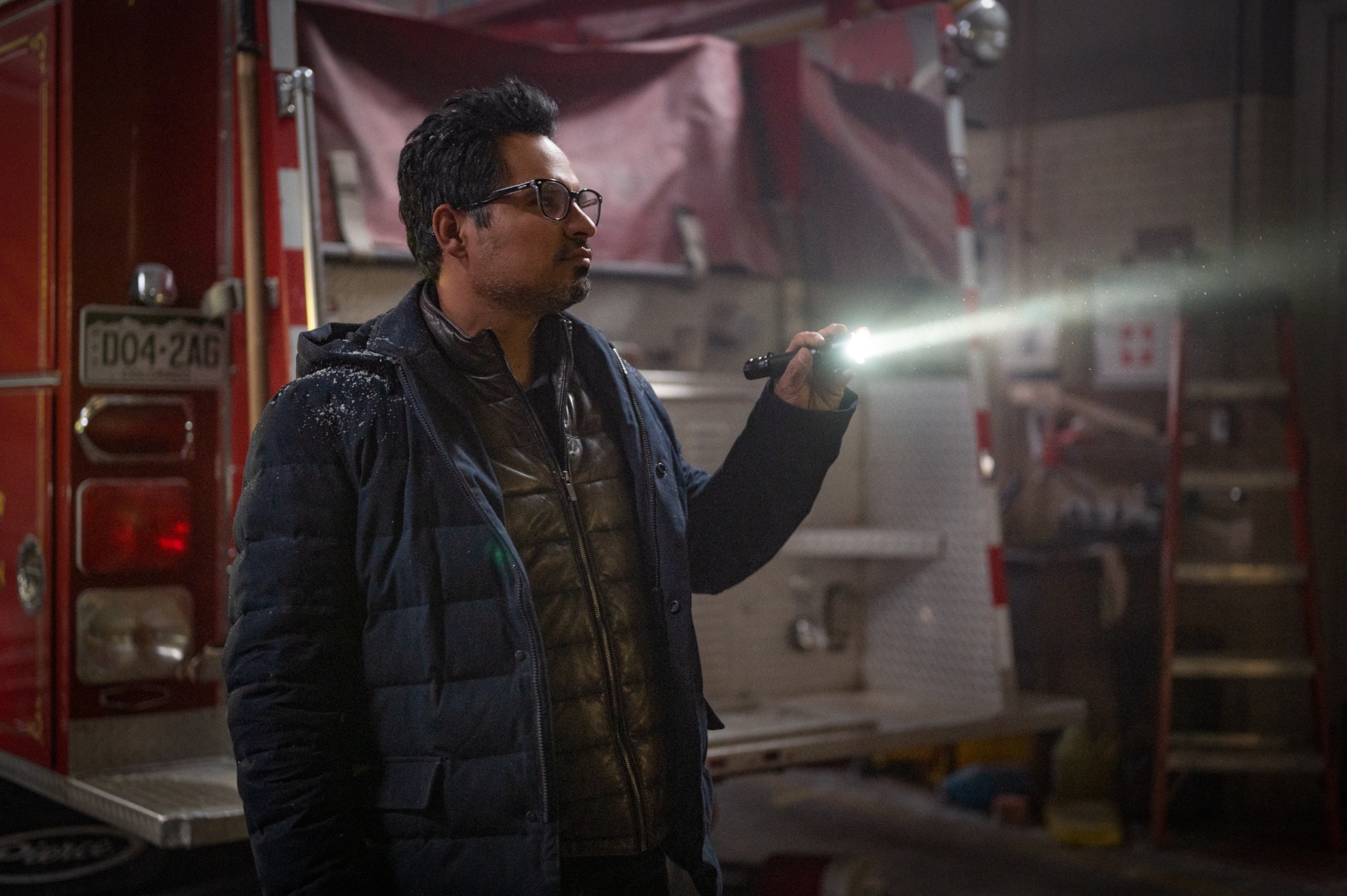 Michael Peña in Moonfall HD Wallpaper