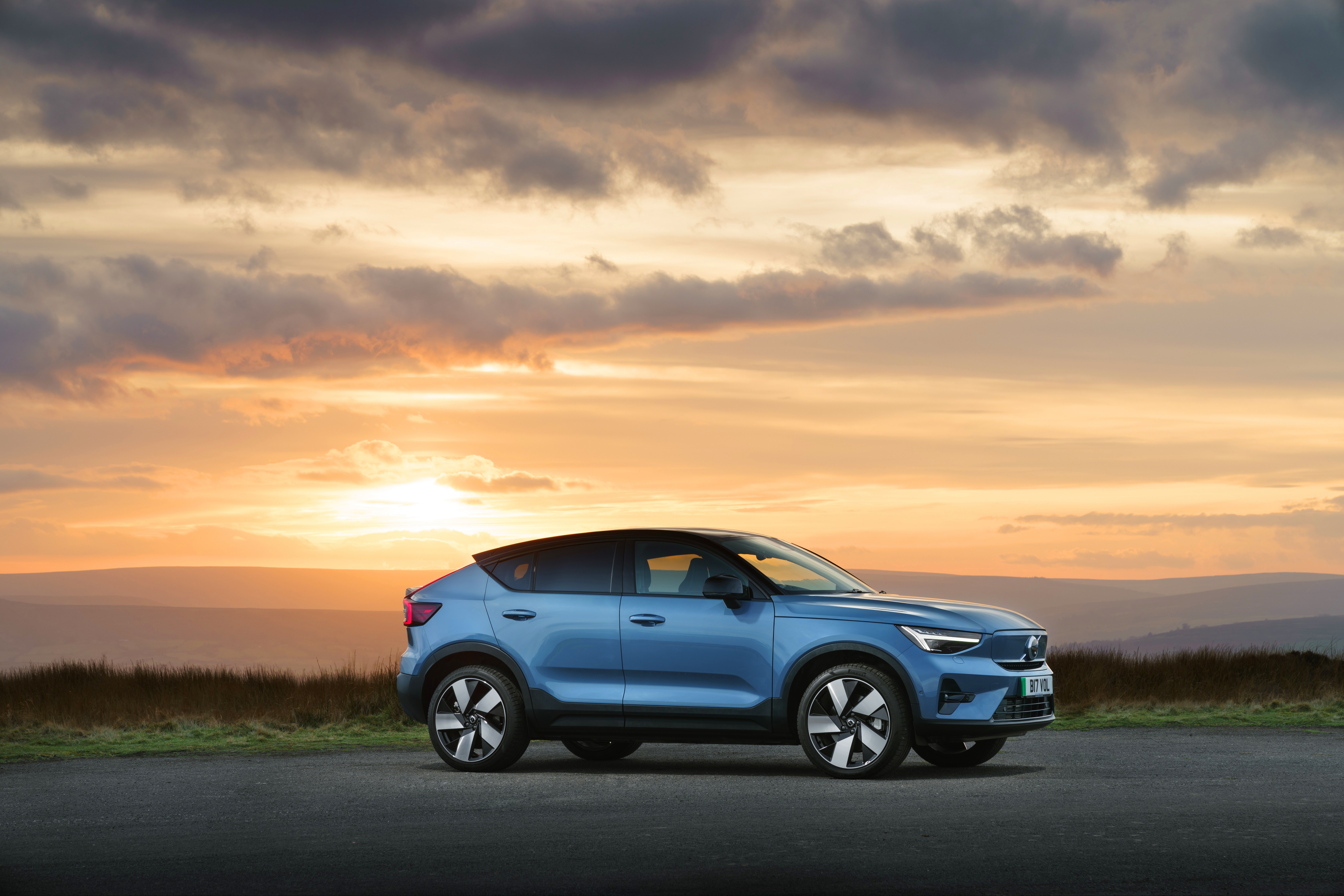 Blue Volvo C40 Recharge SUV at Sunset HD Wallpaper