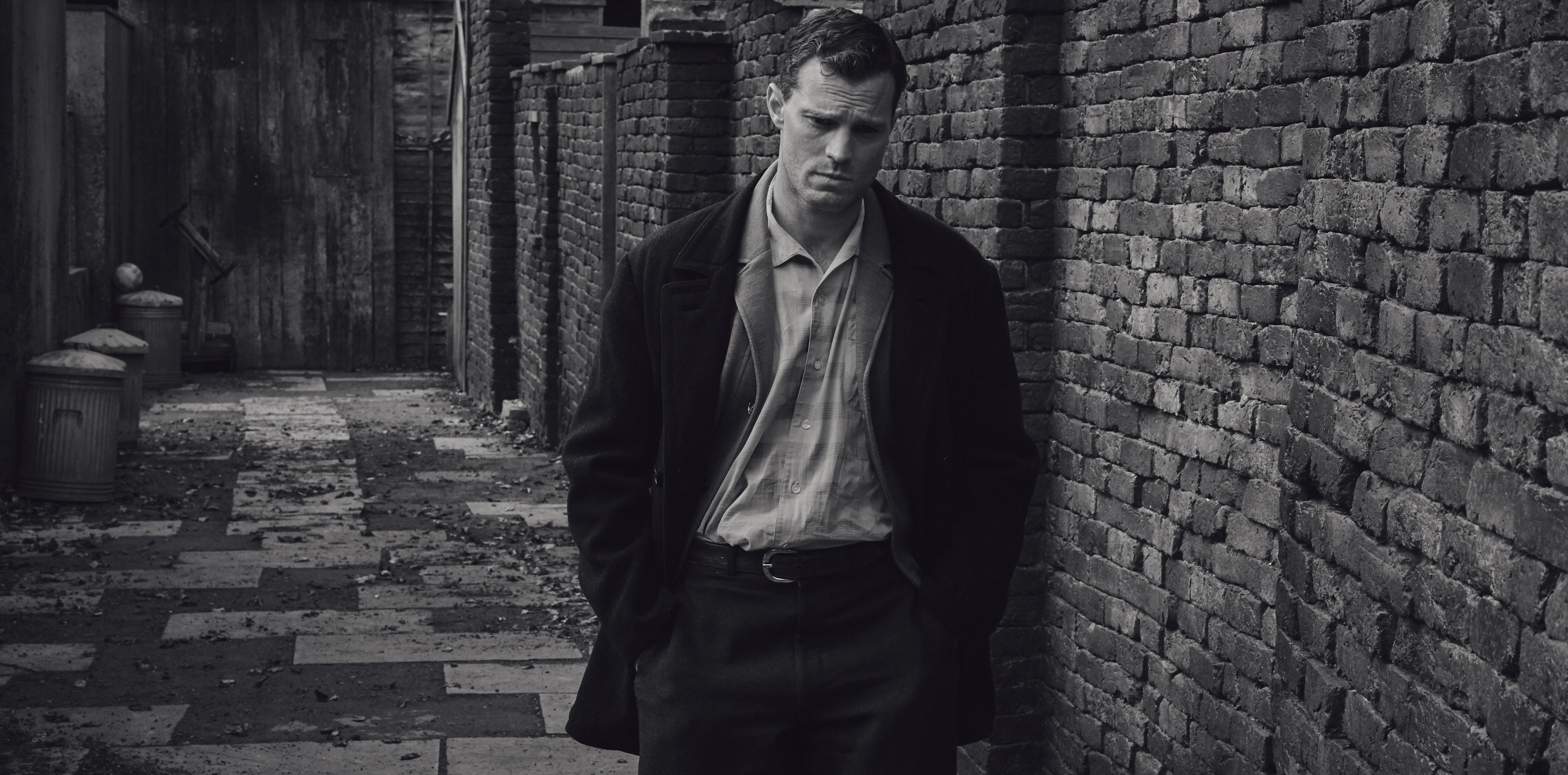 Jamie Dornan in Belfast HD Wallpaper