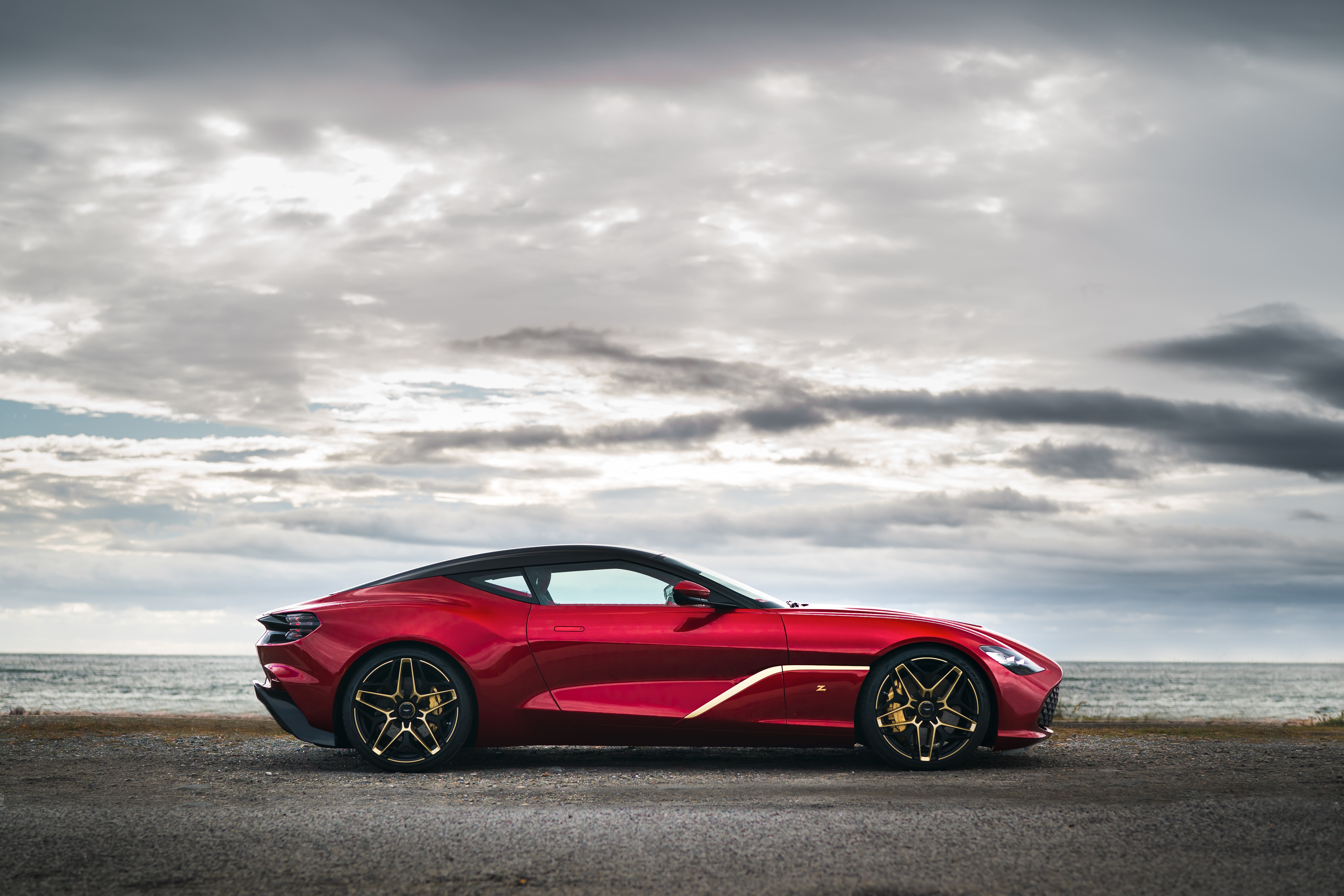 Aston Martin DBS GT Zagato HD Wallpaper