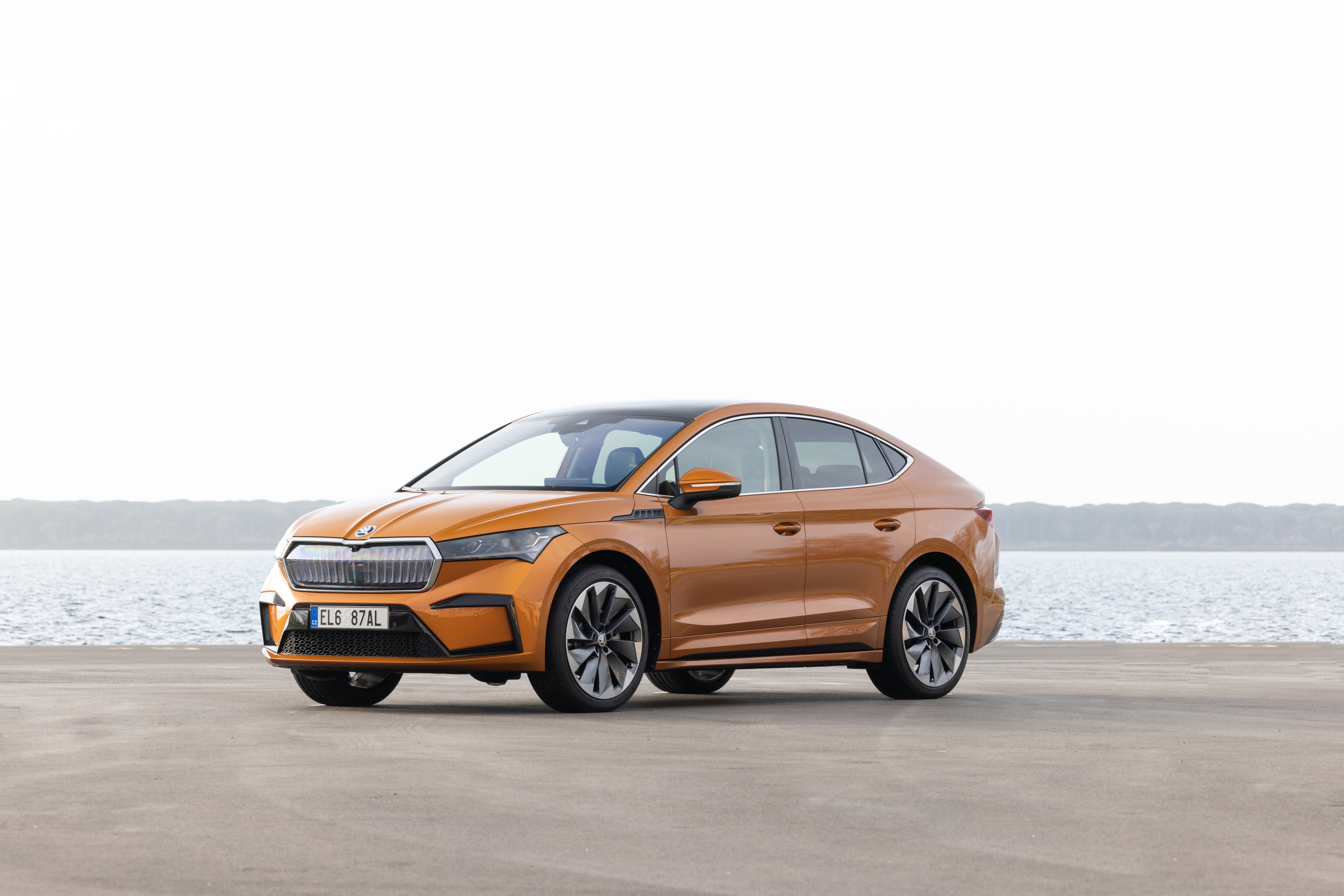 Škoda Enyaq IV 80 HD Wallpaper