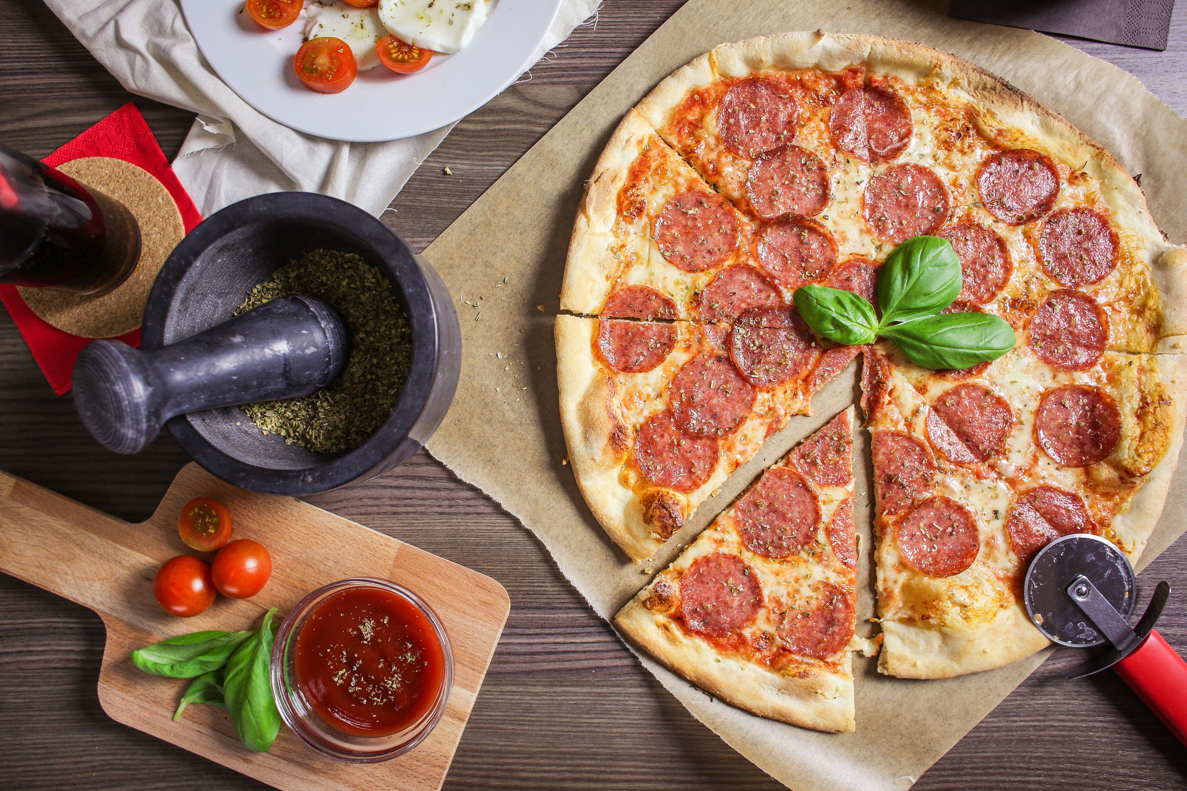 Pepperoni Pizza with Tomatoes and Basil HD Wallpaper