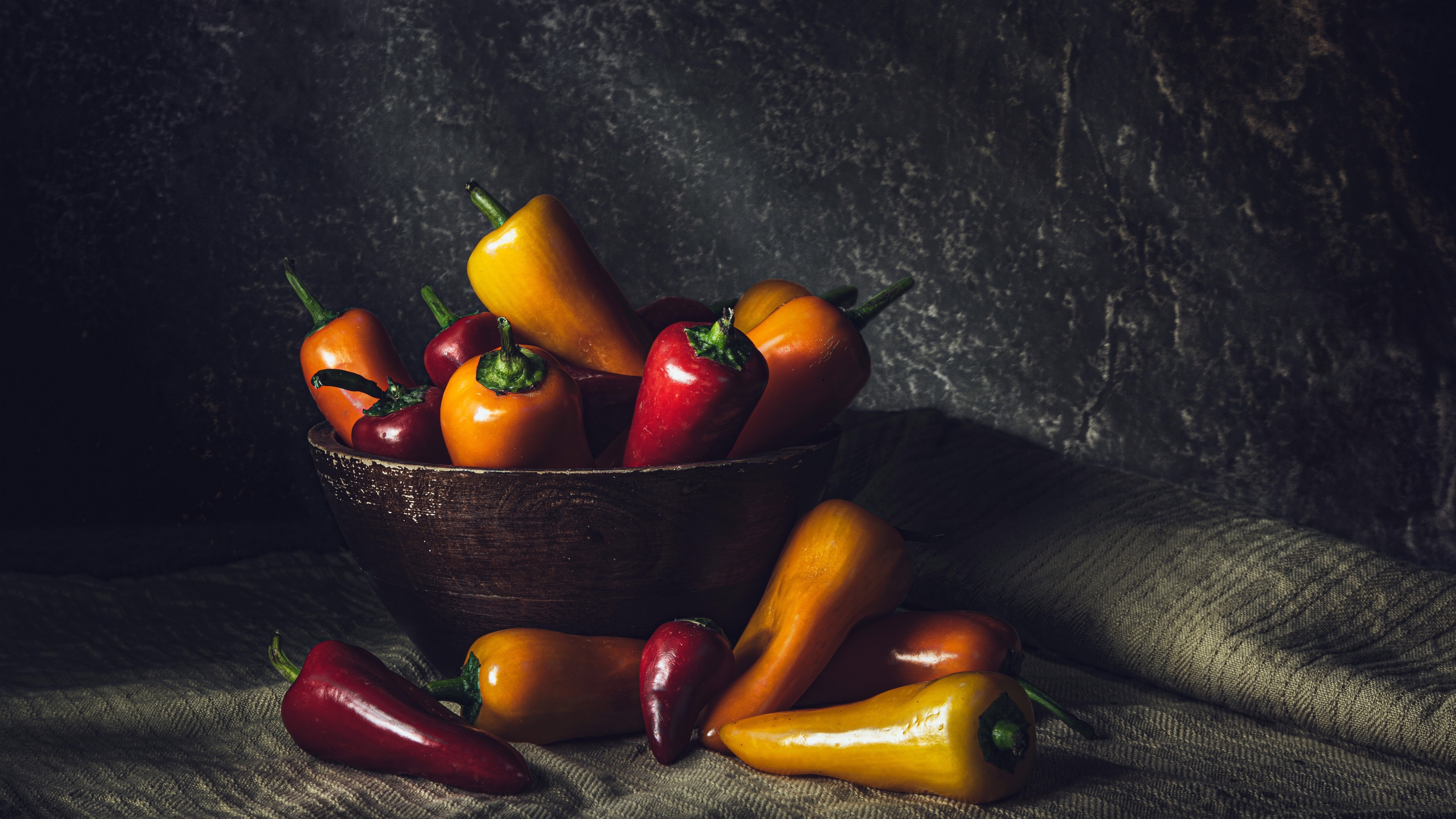 Bowl of colorful peppers HD Wallpaper