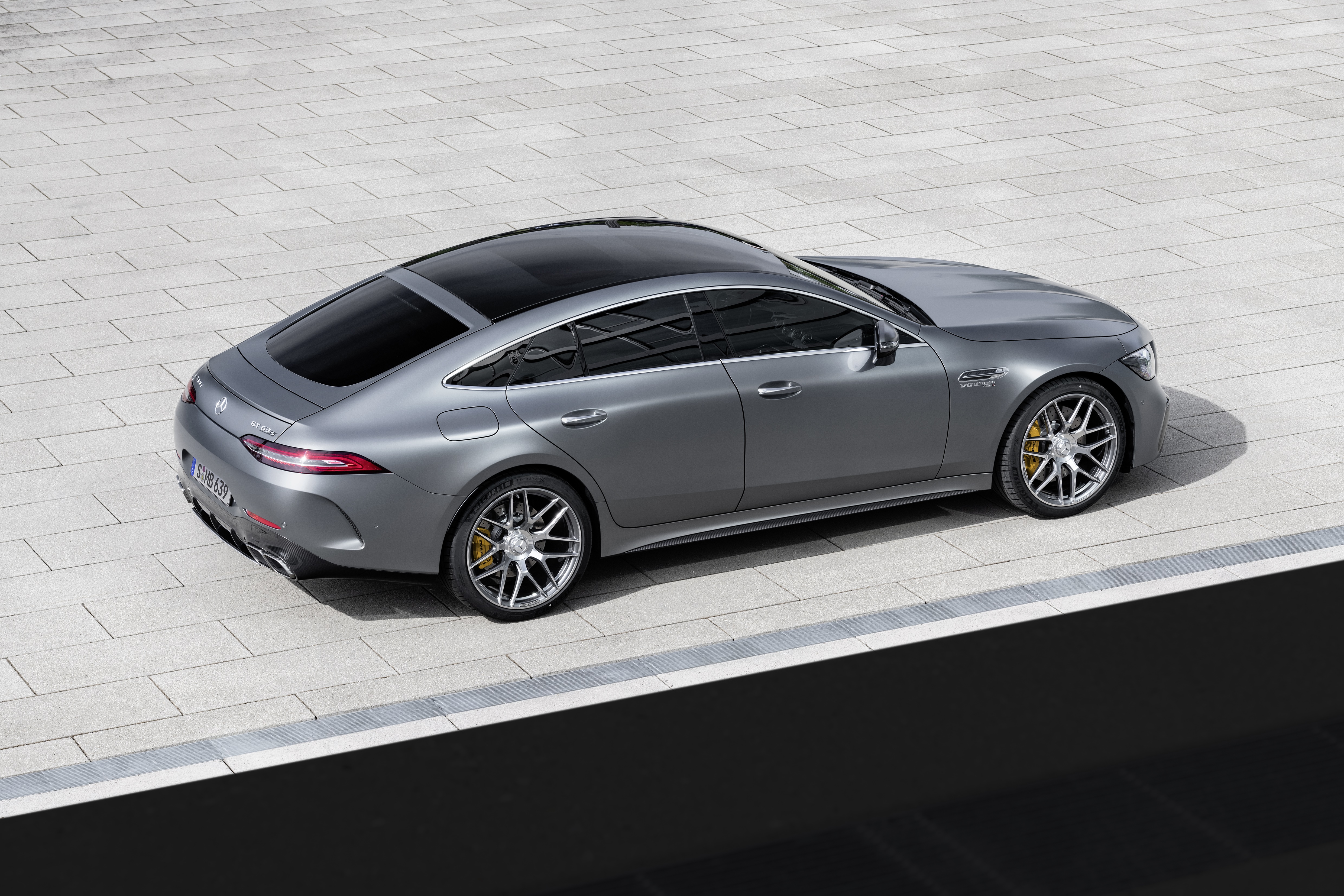 Mercedes-AMG GT 63 S HD Wallpaper
