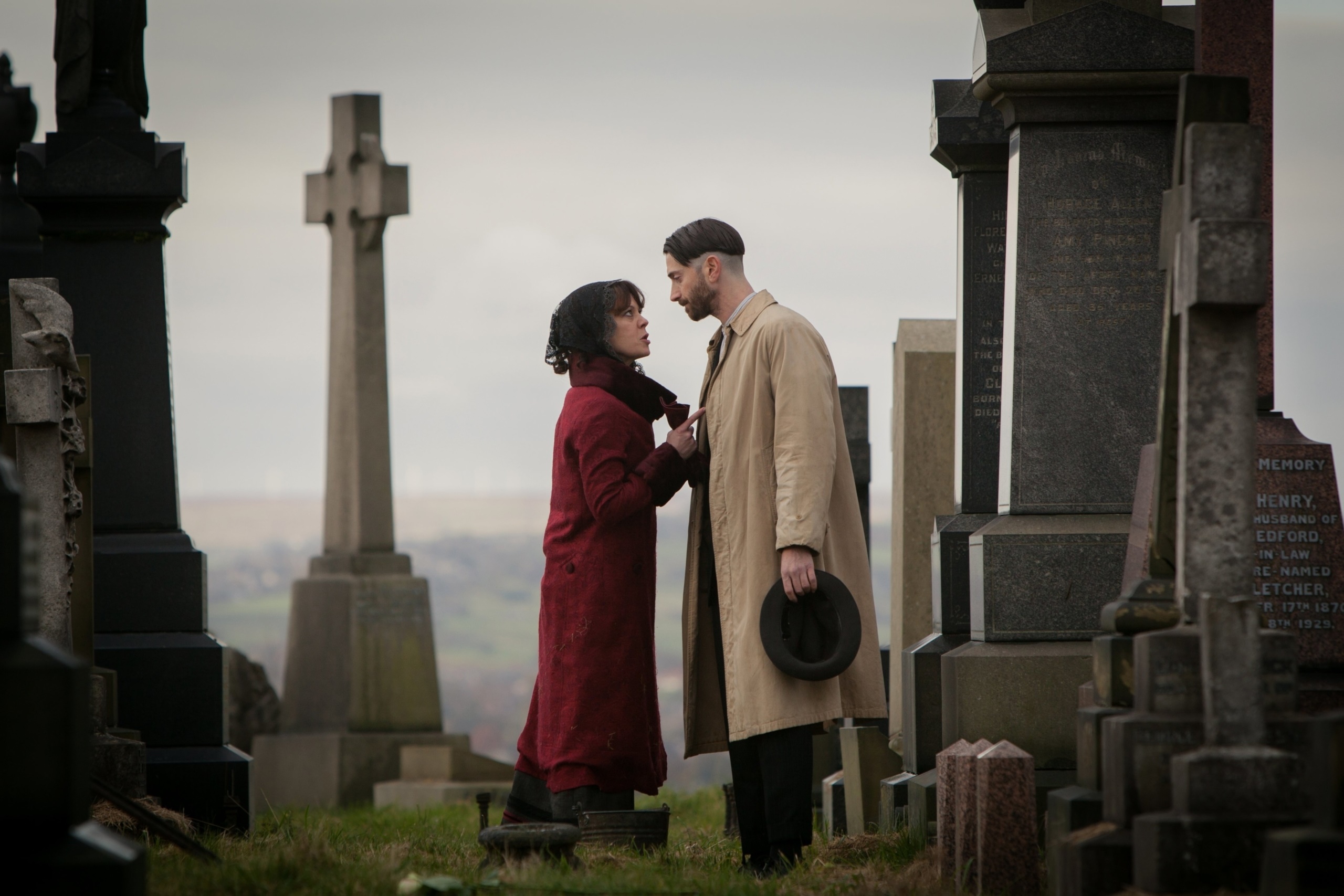 Couple in a cemetery from Peaky Blinders HD Wallpaper