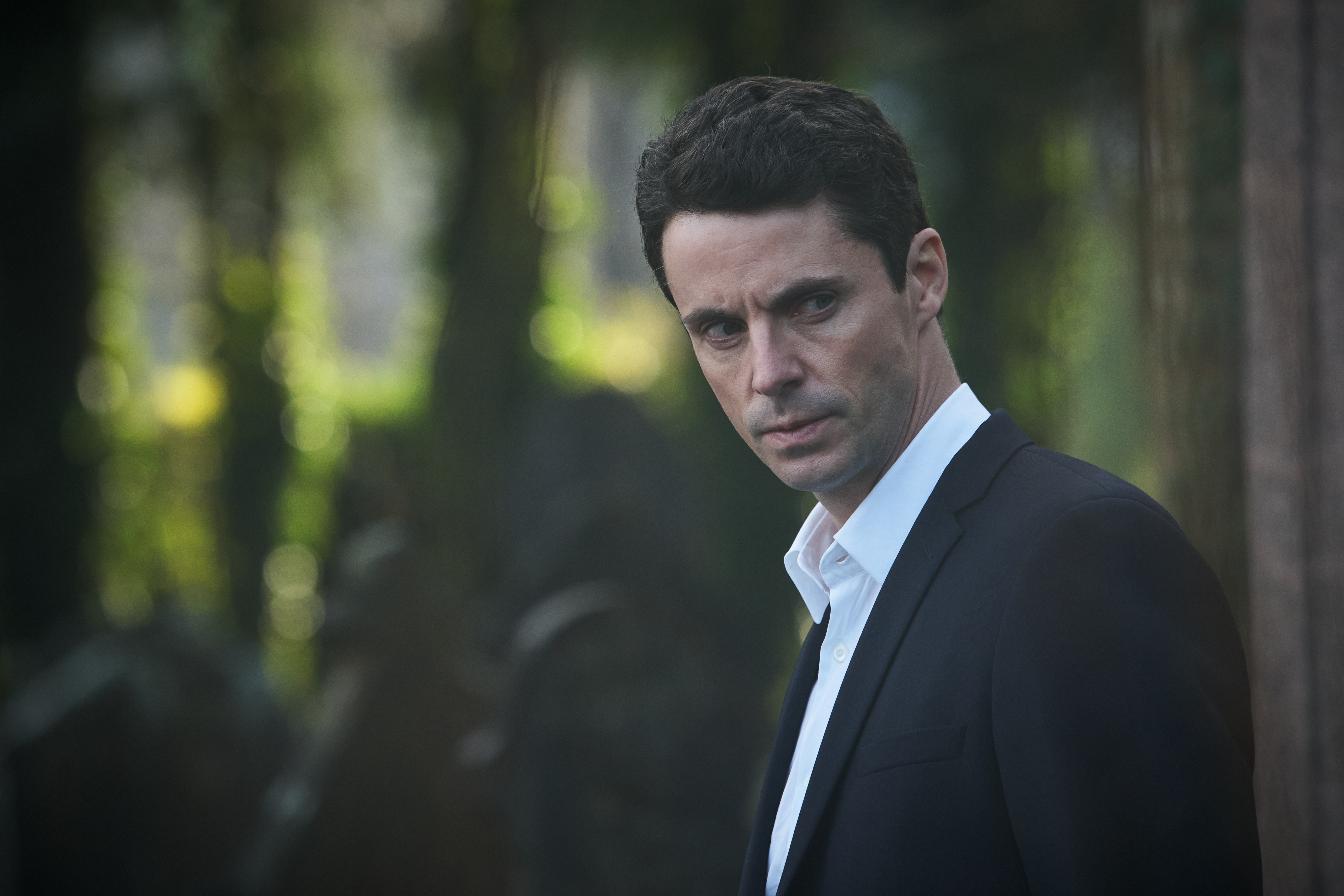 Matthew Goode from A Discovery Of Witches 4K HD Wallpaper
