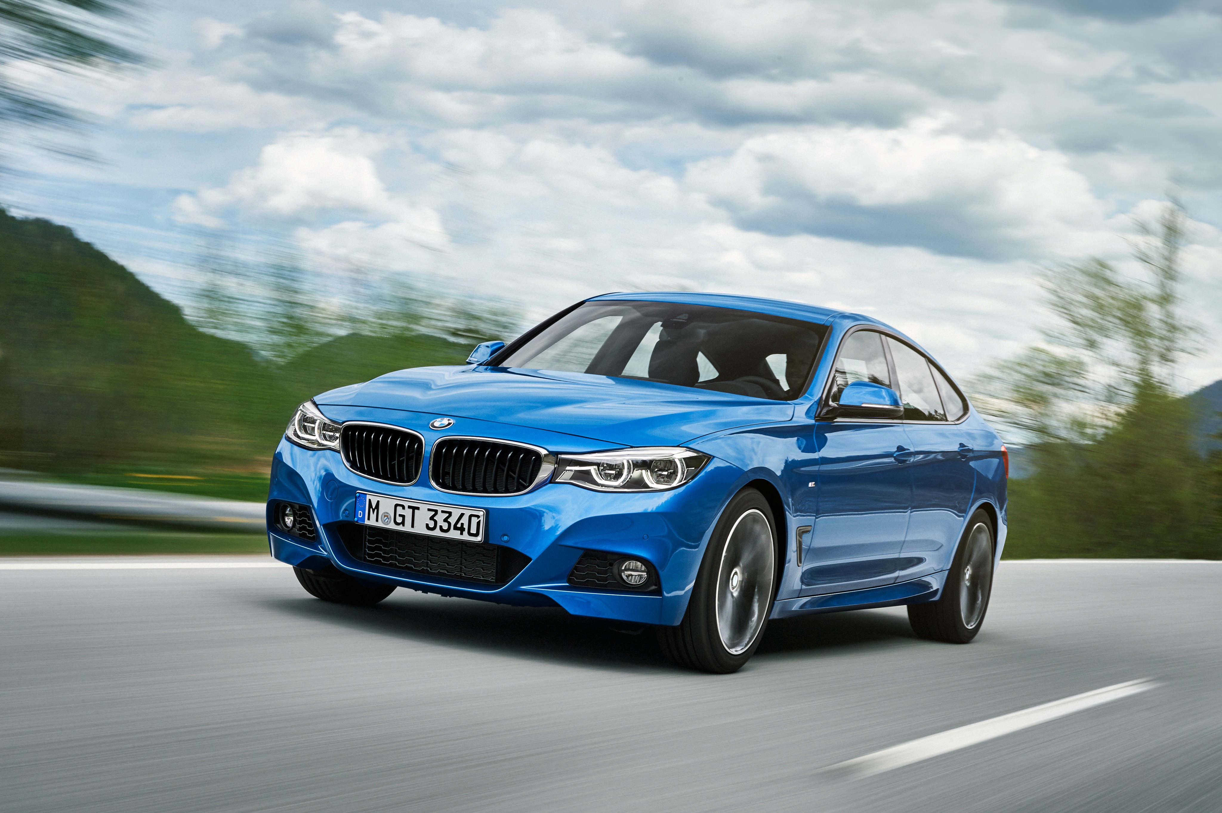 Blue BMW 3 Series 4K HD Wallpaper
