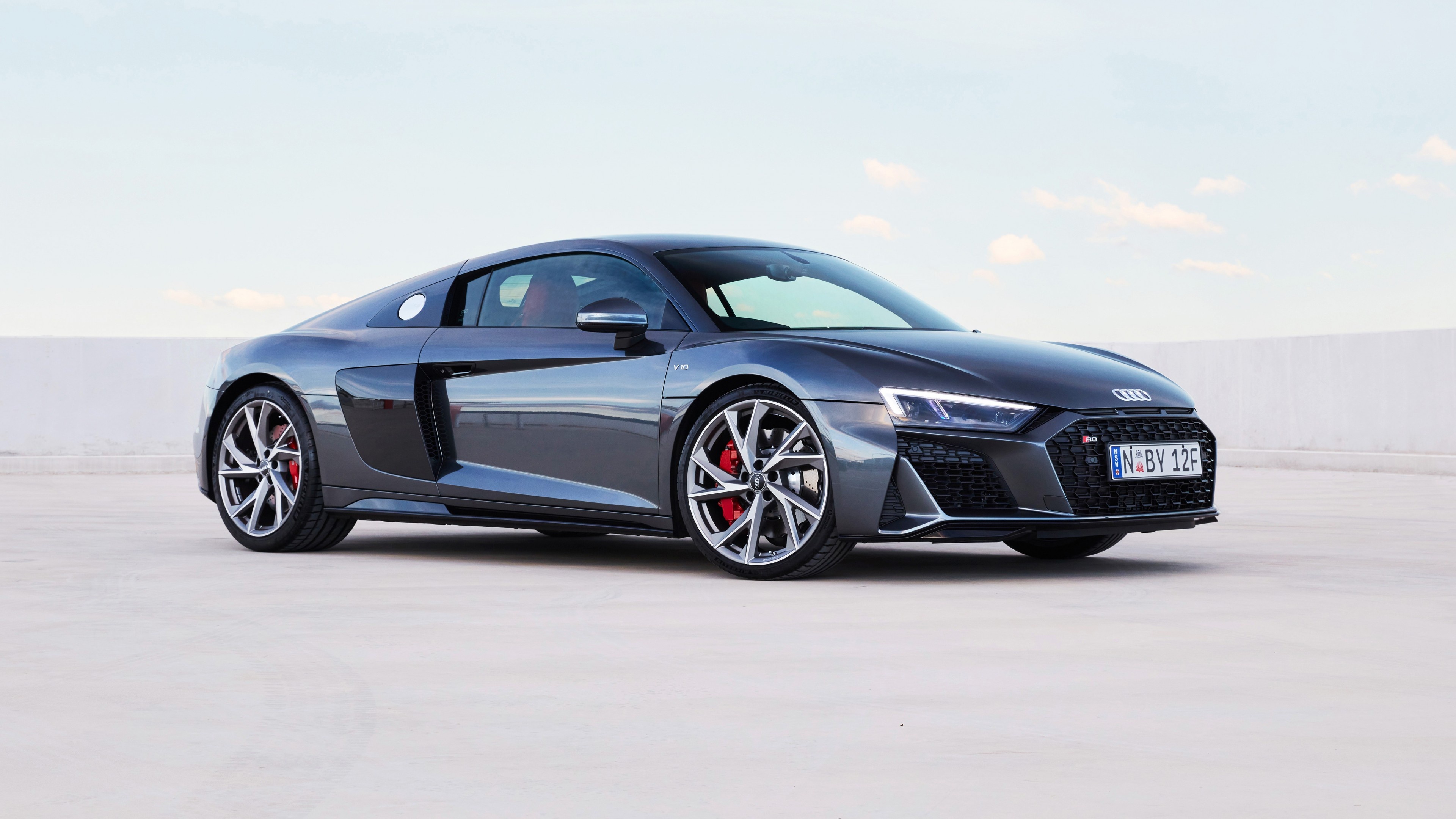 Audi R8 V10 HD Wallpaper