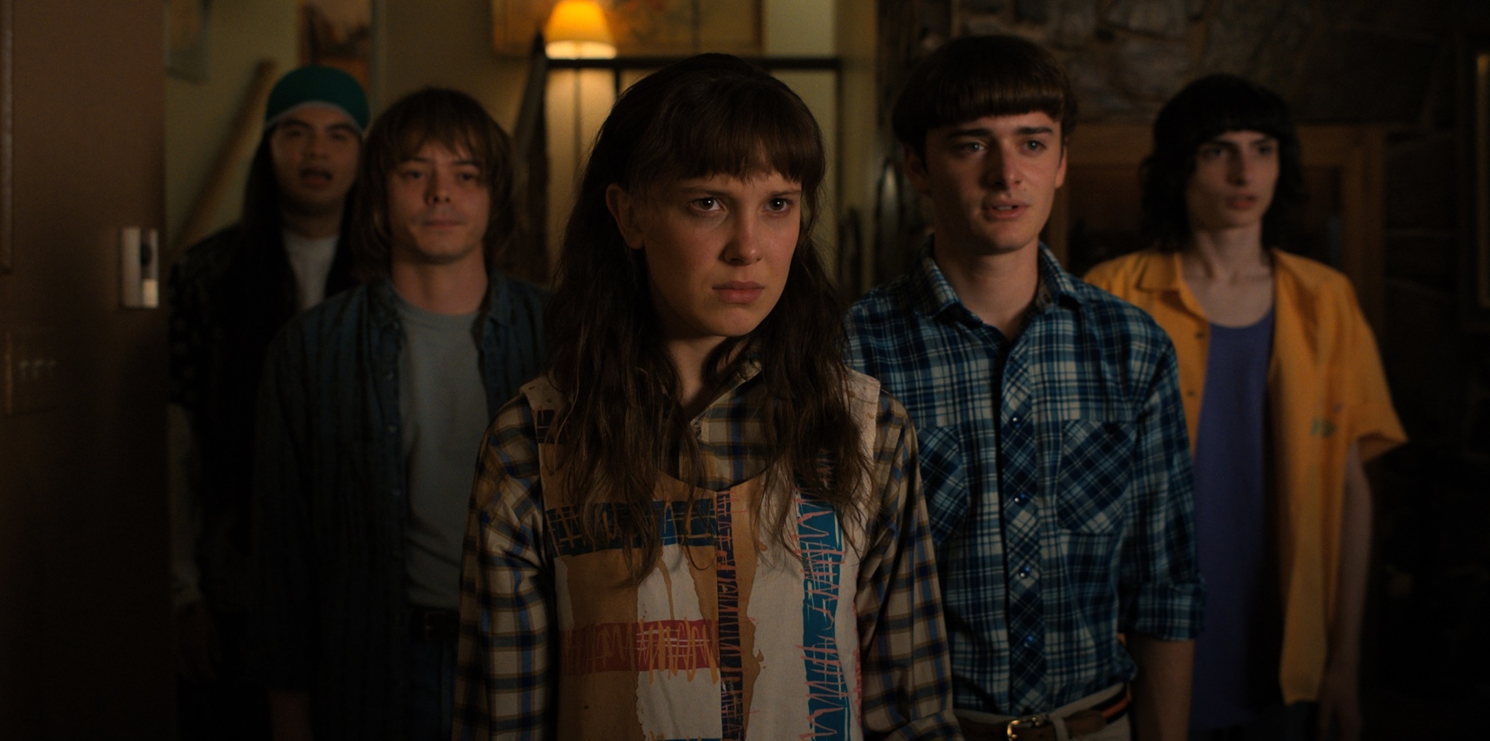 Eleven and friends from Stranger Things HD Wallpaper