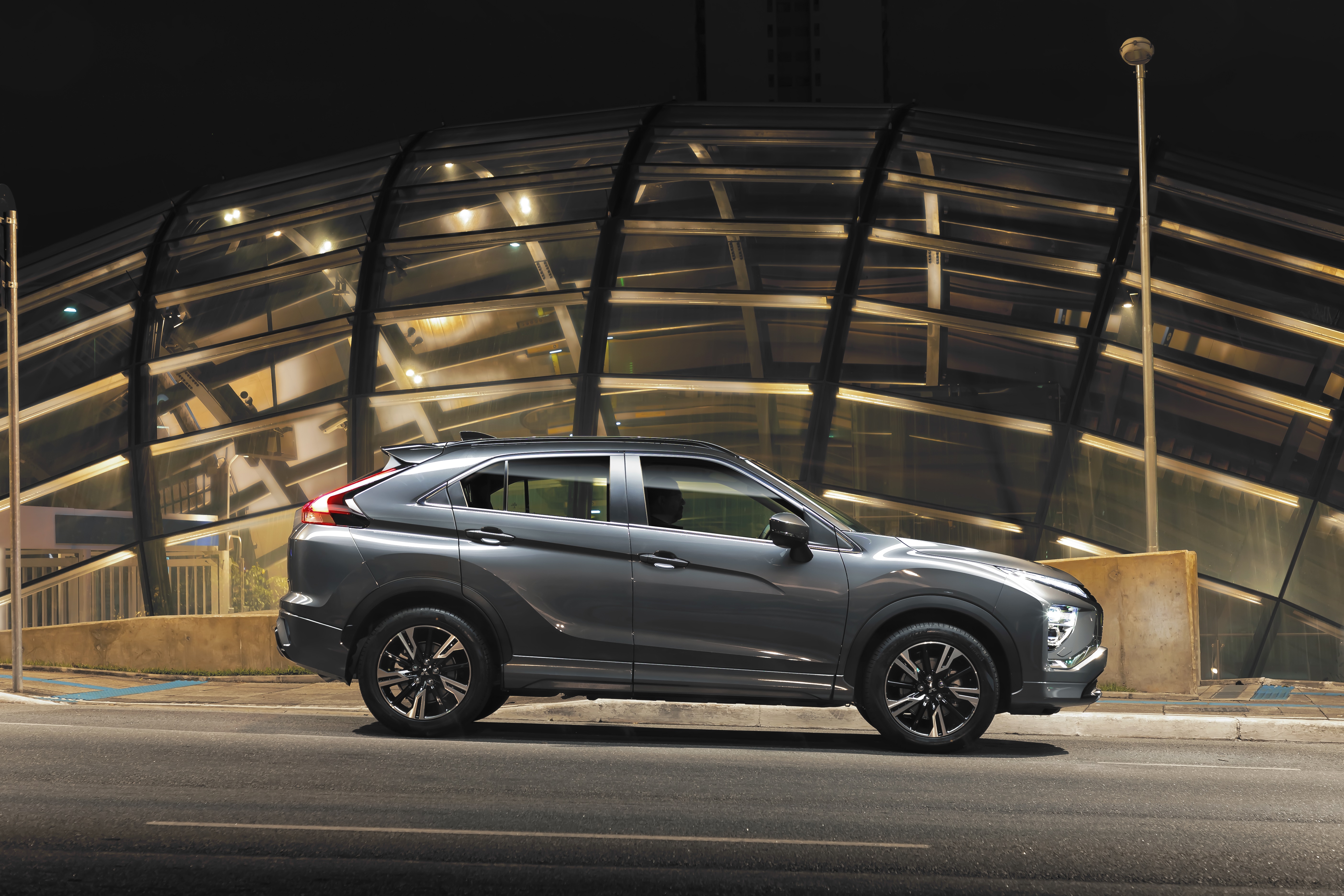 Mitsubishi Eclipse Cross HPE-S 4K HD Wallpaper