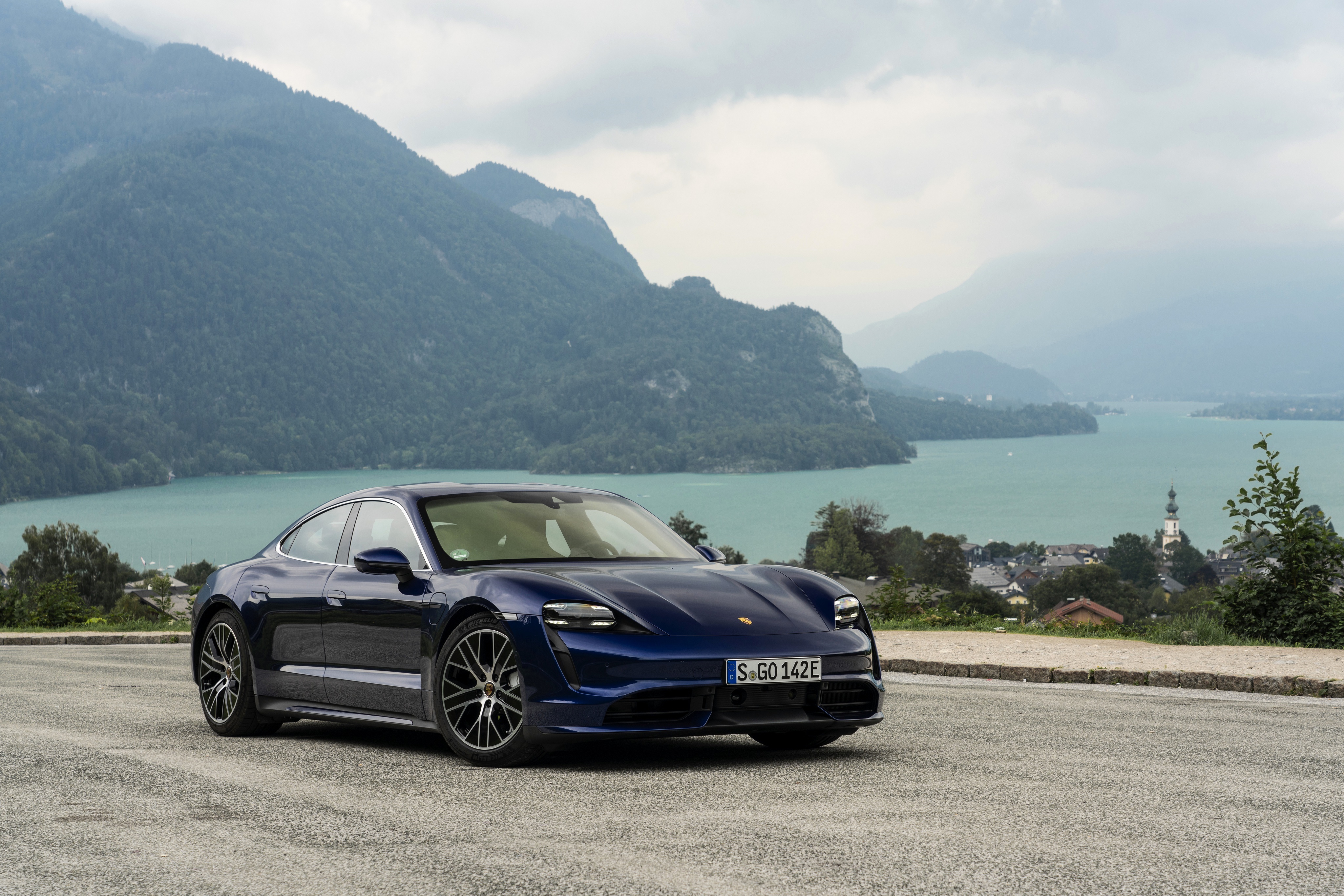 Porsche Taycan HD Wallpaper