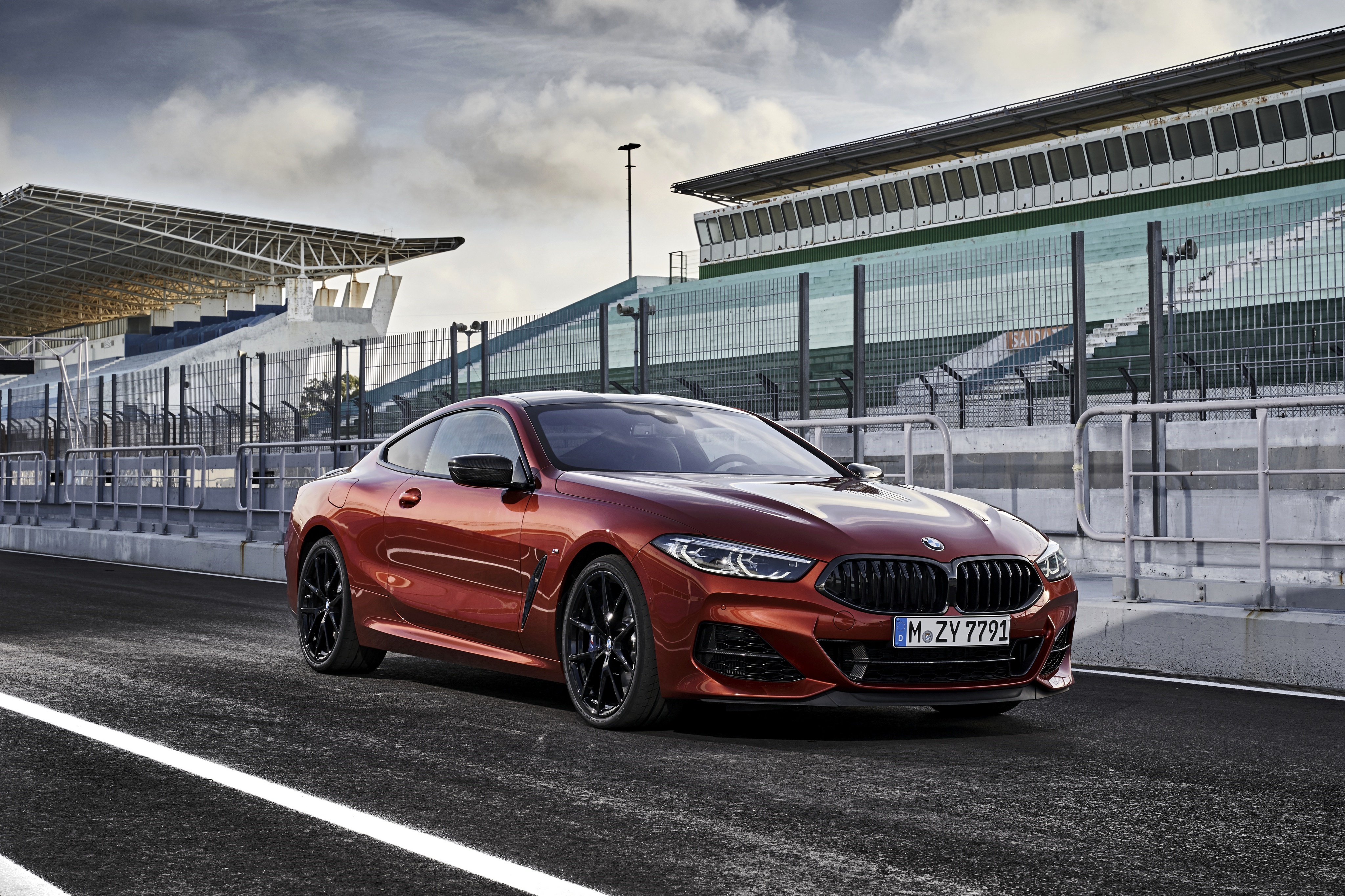 BMW M850i 4K on a race track HD Wallpaper