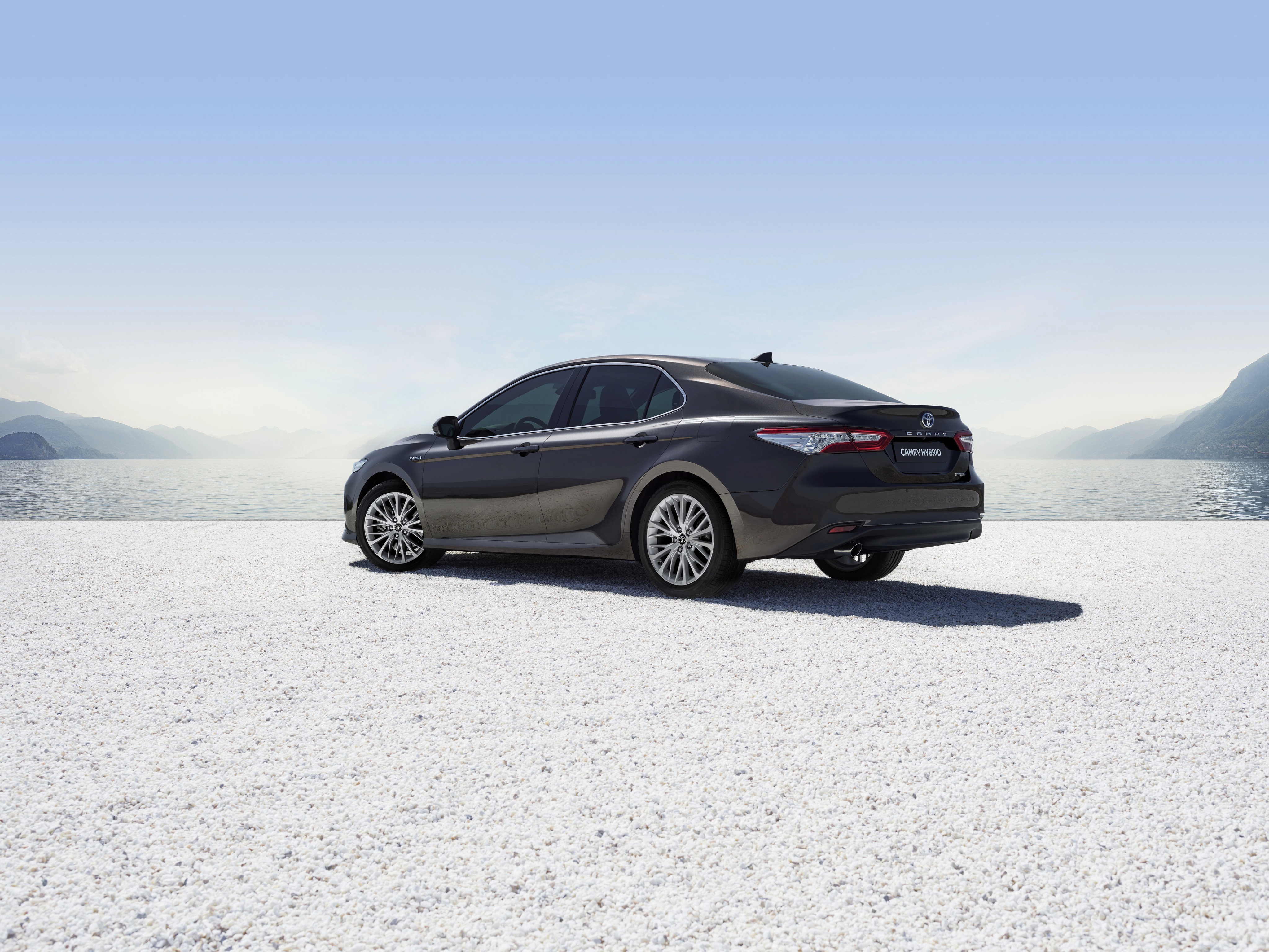 Toyota Camry Hybrid 4K HD Wallpaper