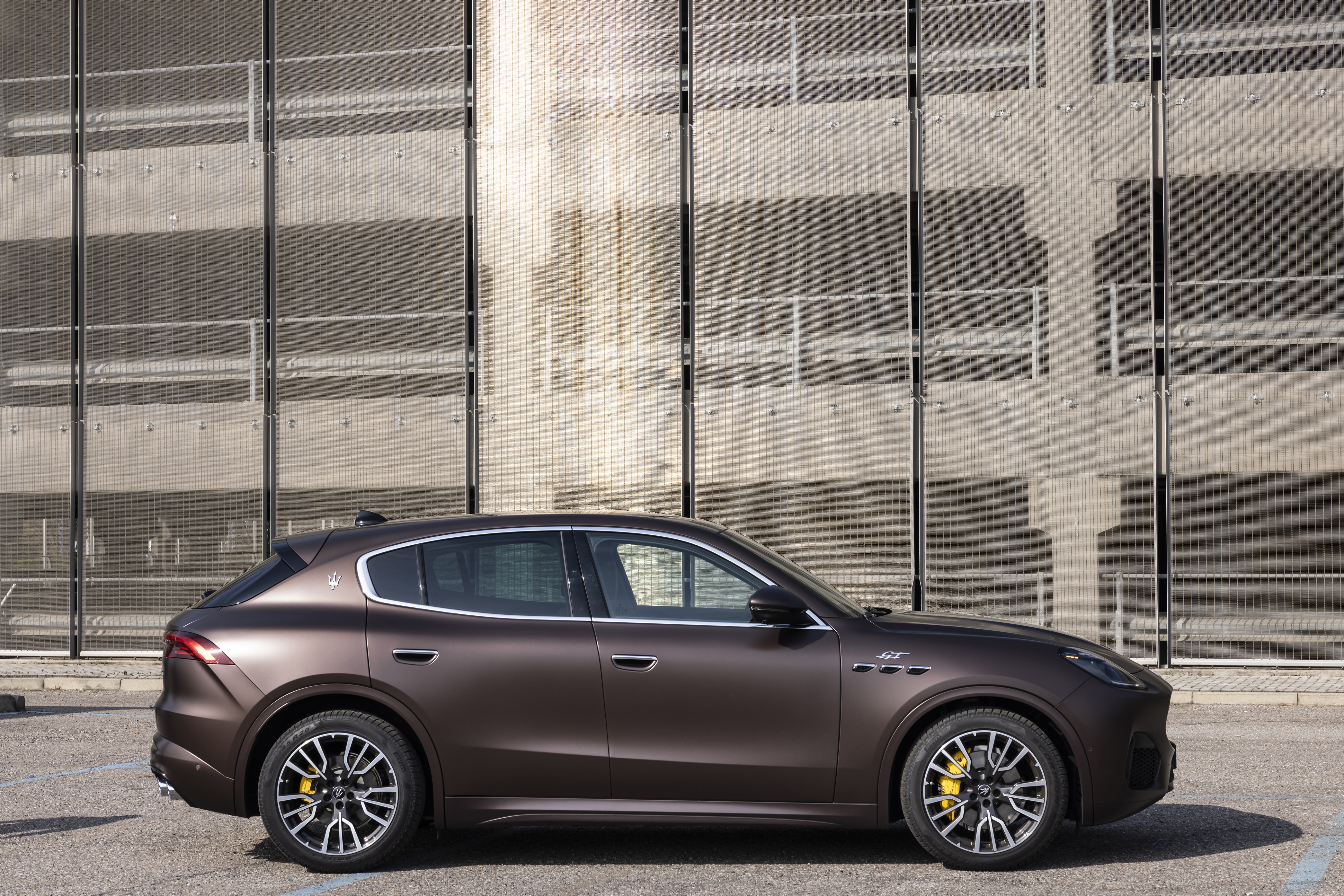 Maserati Grecale GT HD Wallpaper