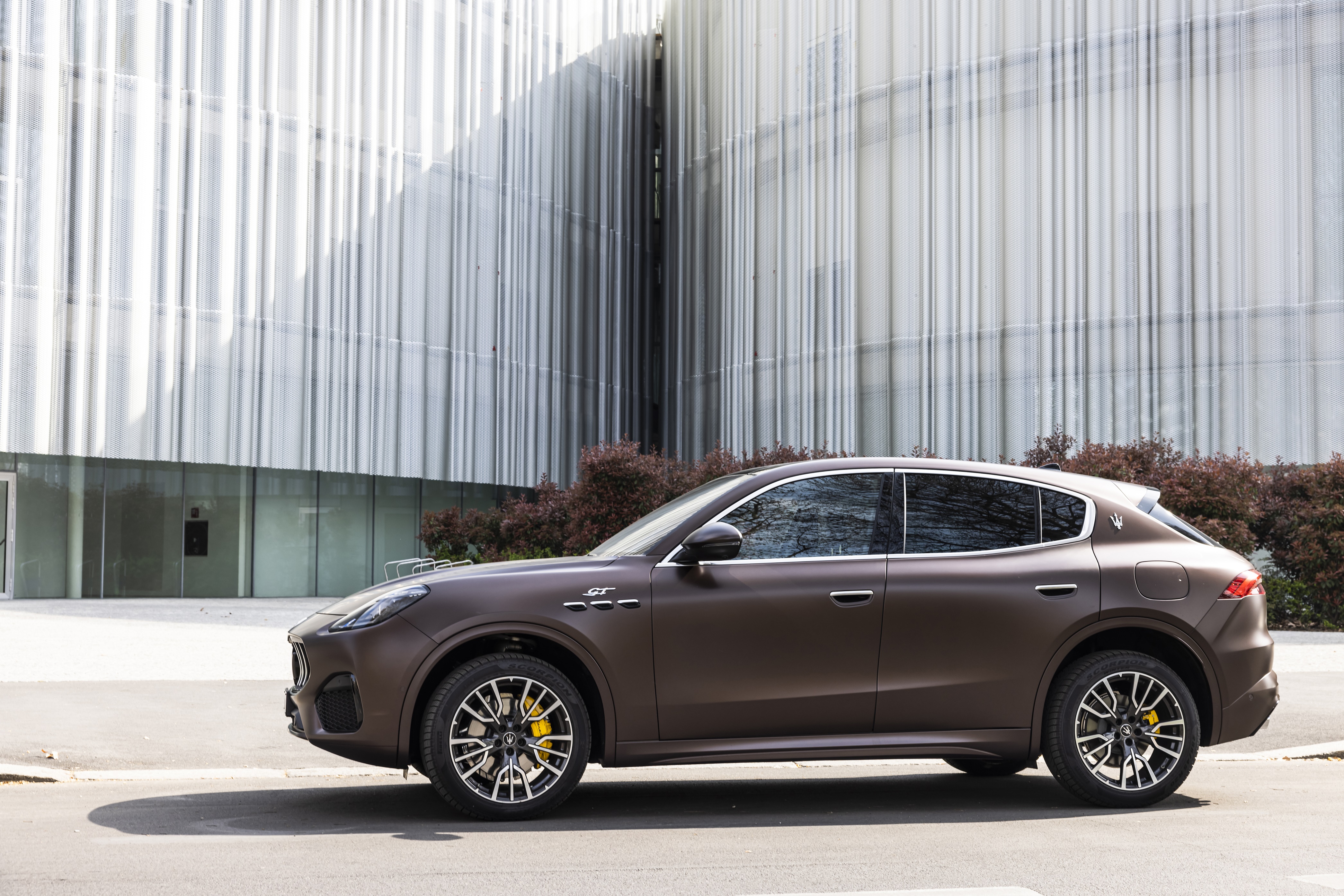 Maserati Grecale GT HD Wallpaper