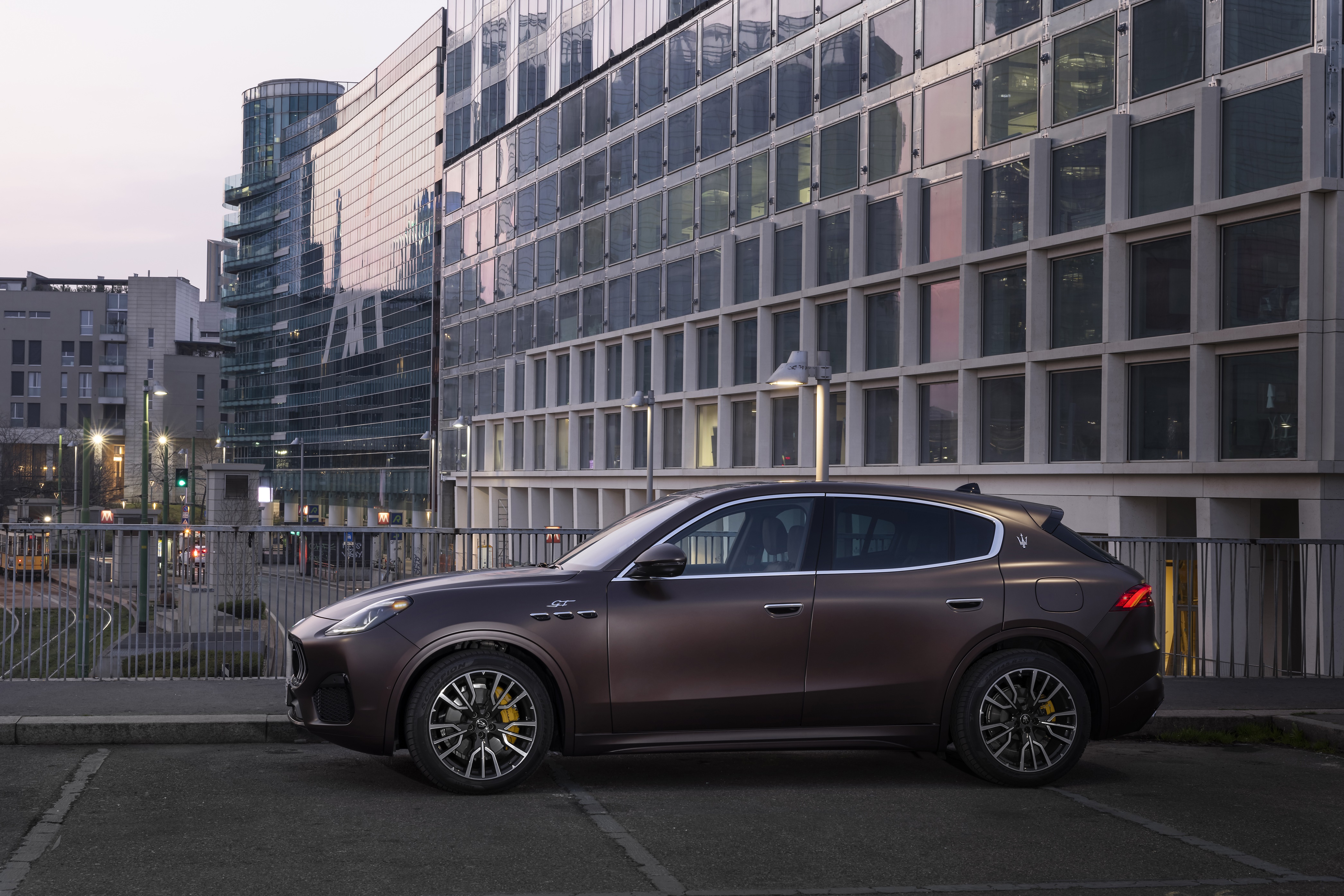 Maserati Grecale GT HD Wallpaper