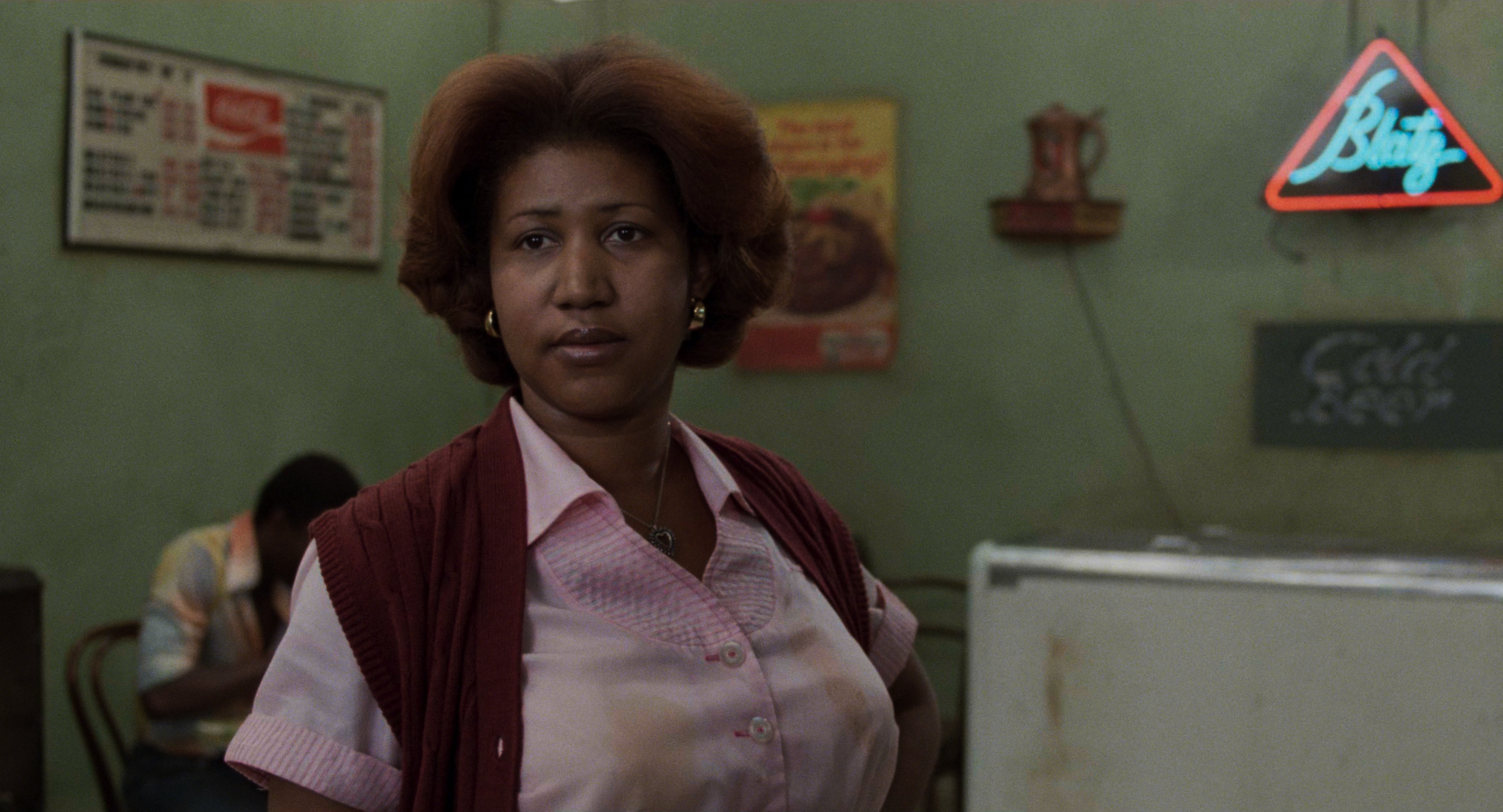 Aretha Franklin in a diner HD Wallpaper