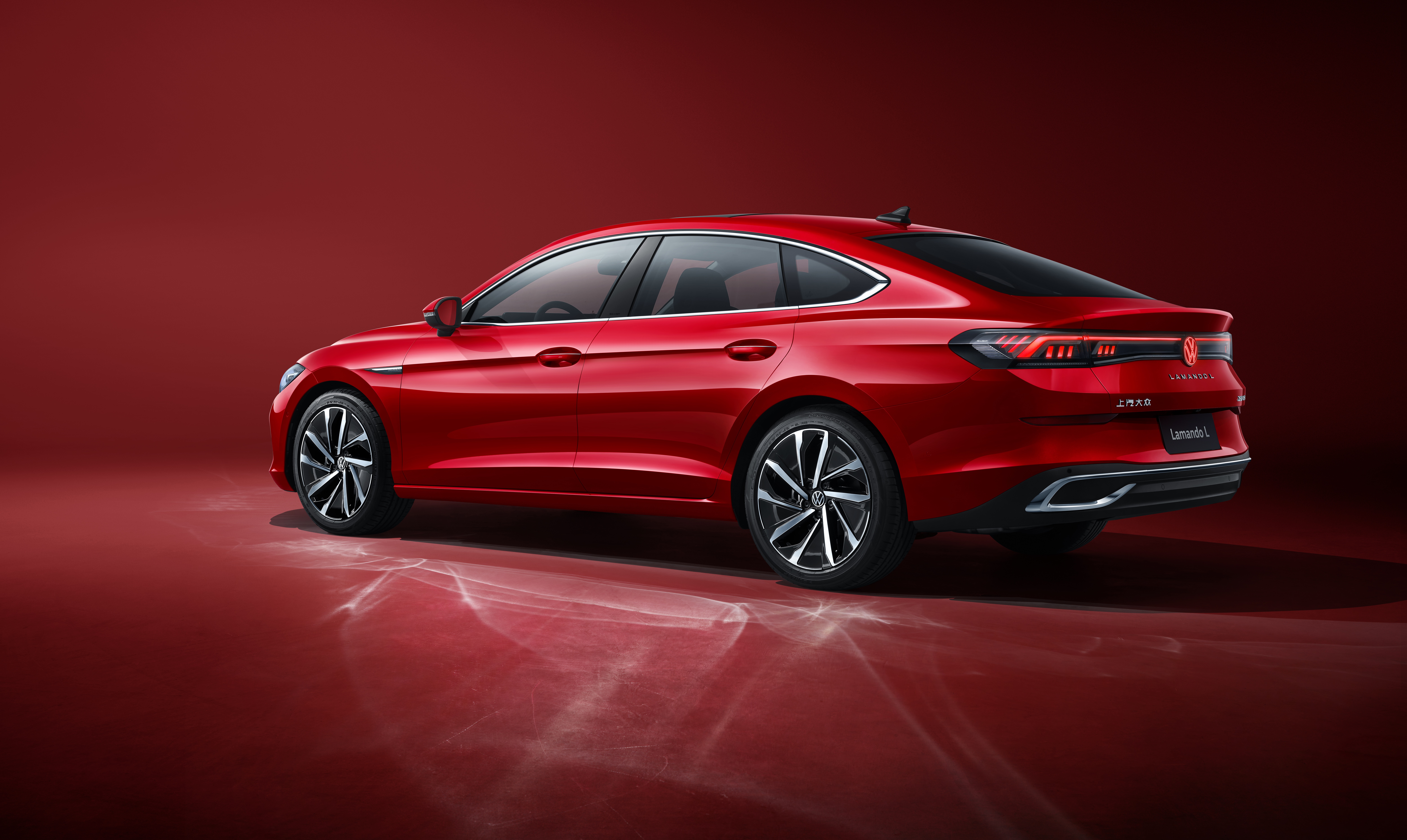 Red Volkswagen Lamando L sedan HD Wallpaper