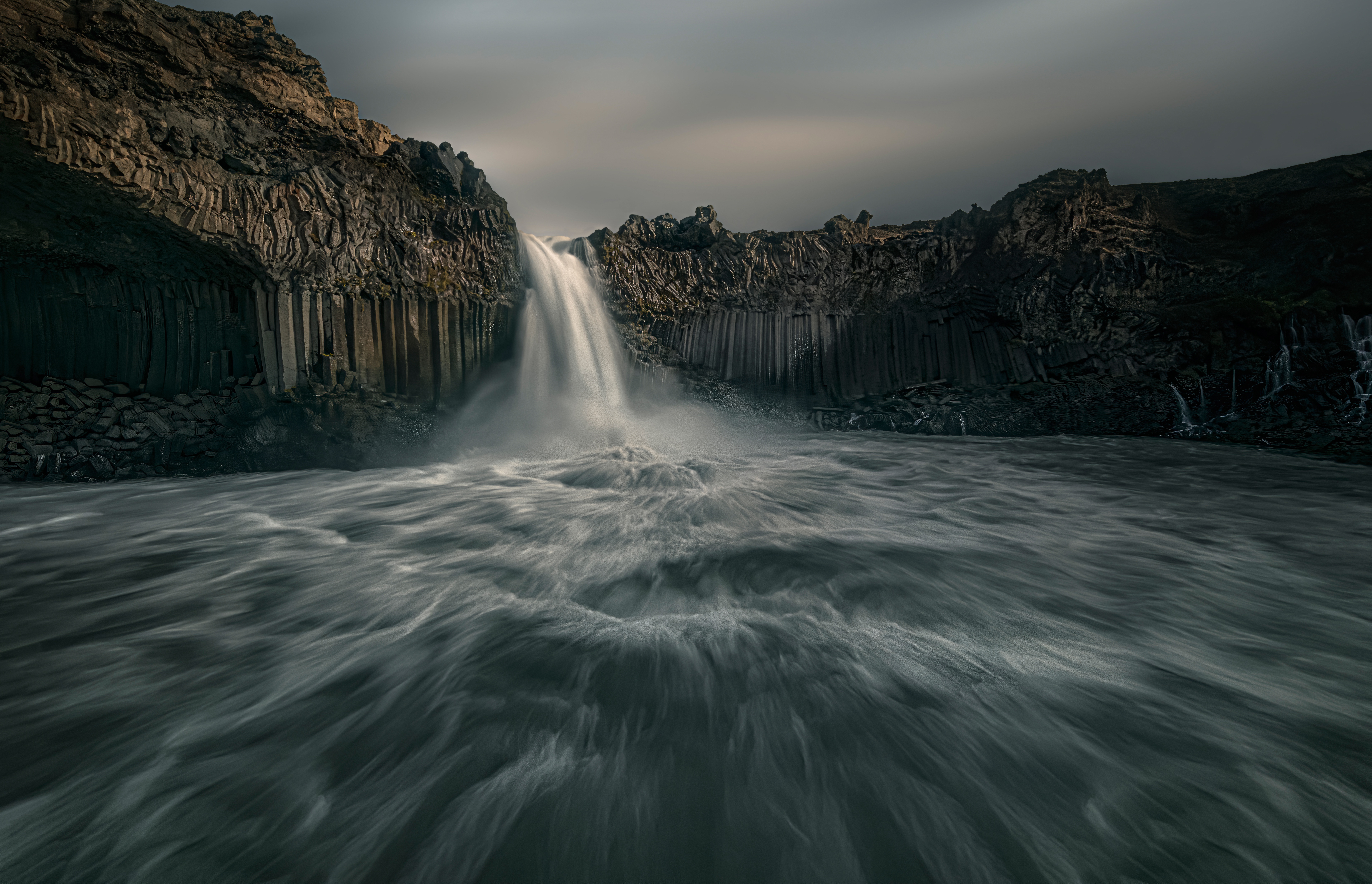 Basalt Columns Waterfall HD Wallpaper