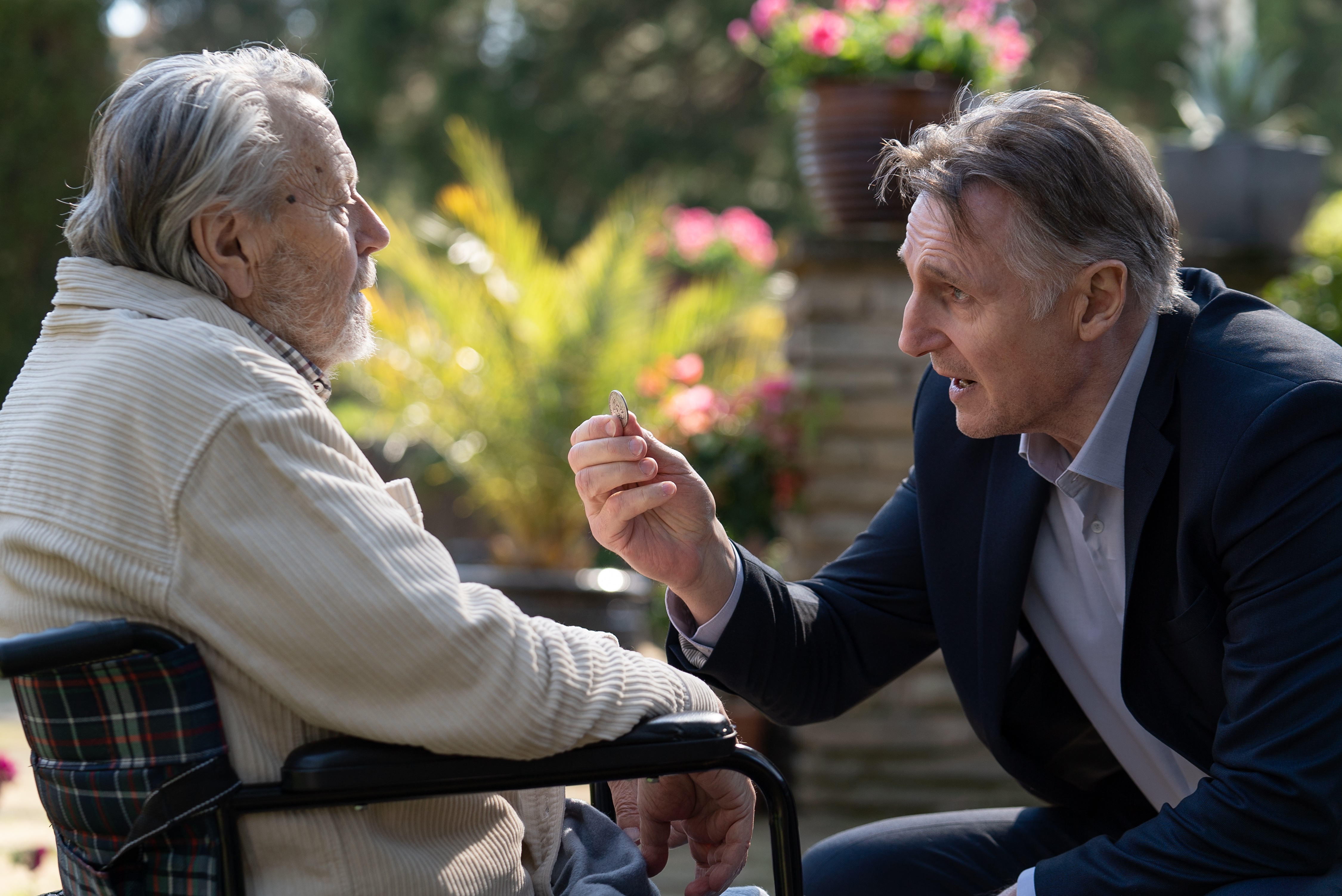 Liam Neeson in Memory 4K HD Wallpaper