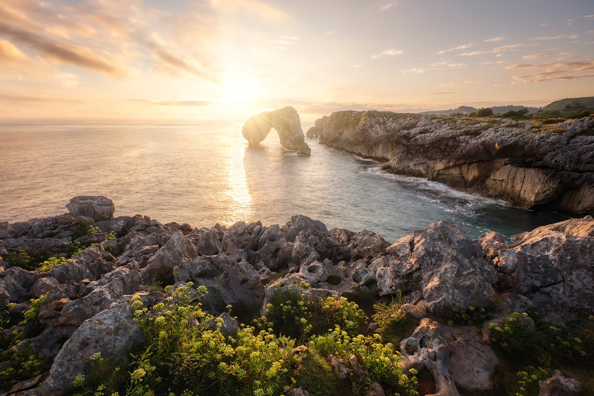 Coastal Arch at Sunrise HD Wallpaper