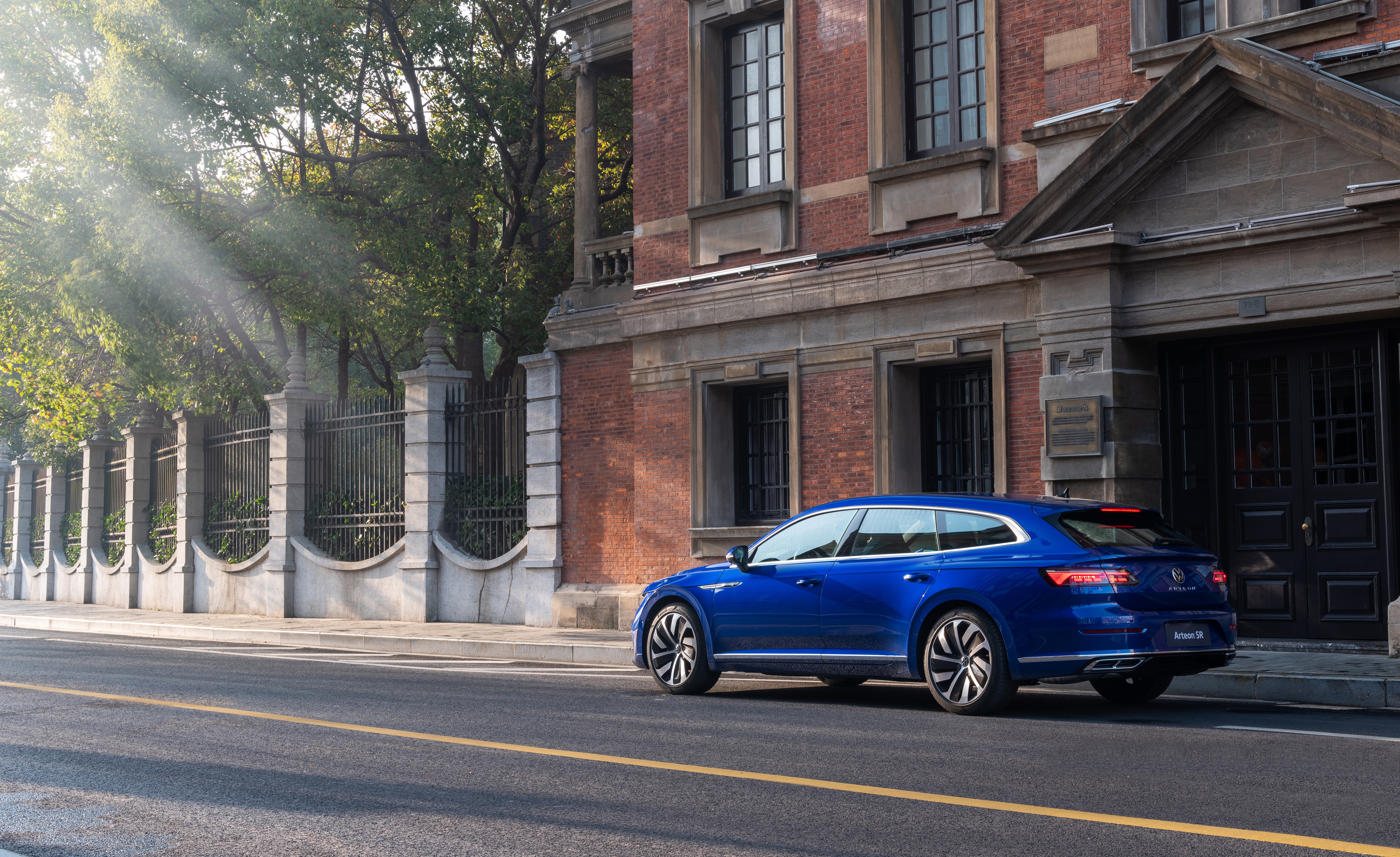 Blue Volkswagen Arteon Shooting Brake R-Line 4K HD Wallpaper