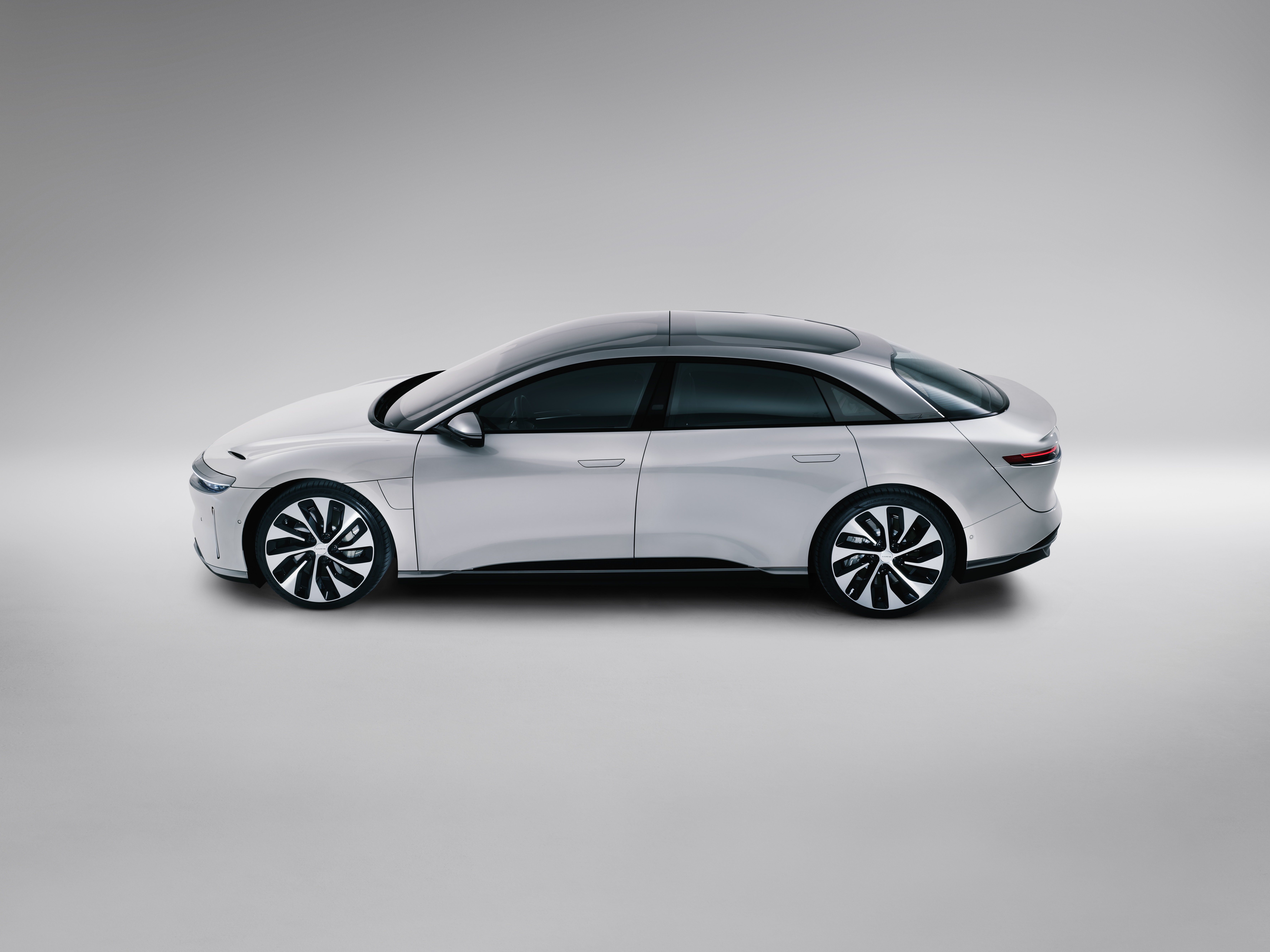 Lucid Air Grand Touring HD Wallpaper