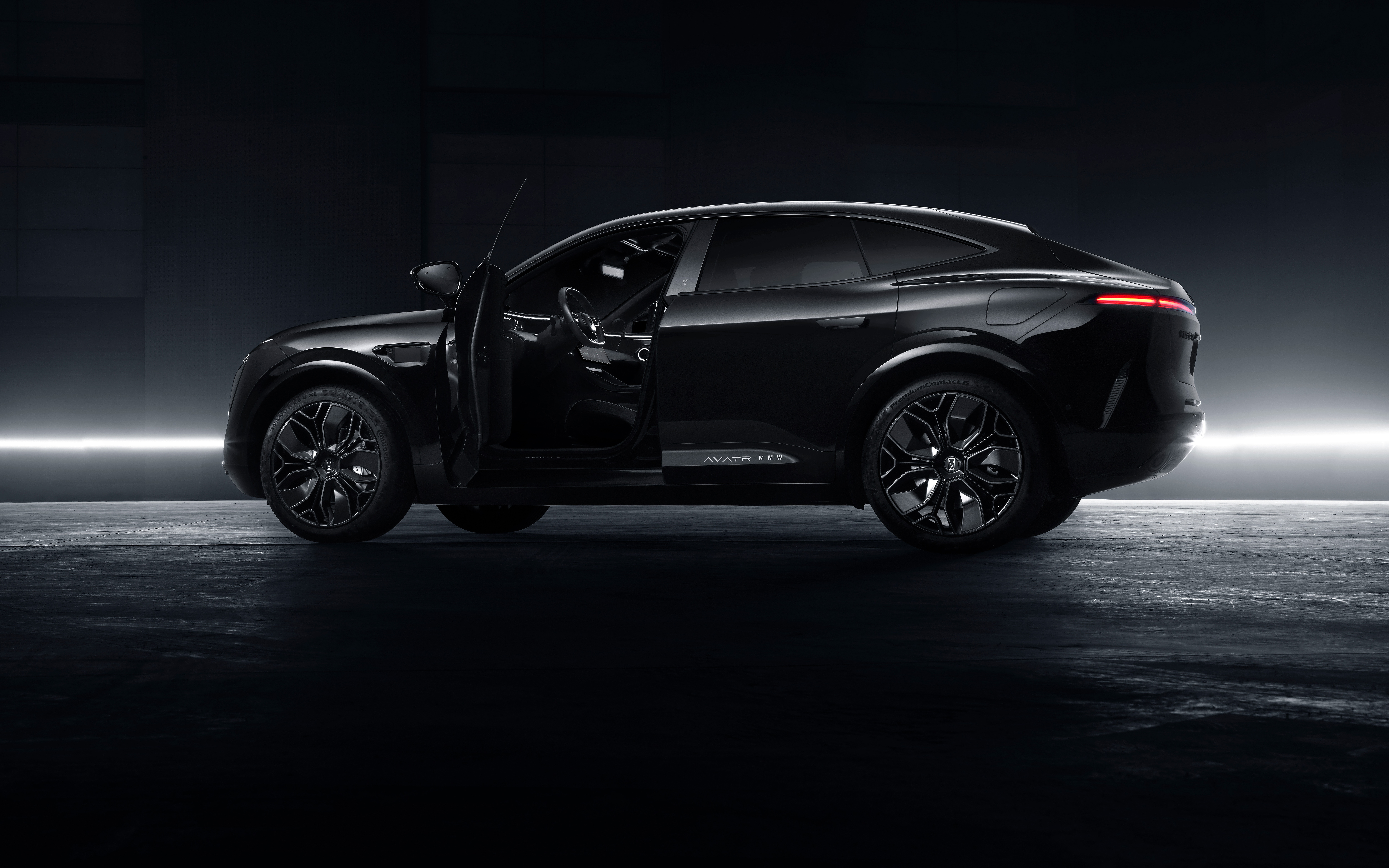 Black Avatr 011 MMW SUV HD Wallpaper